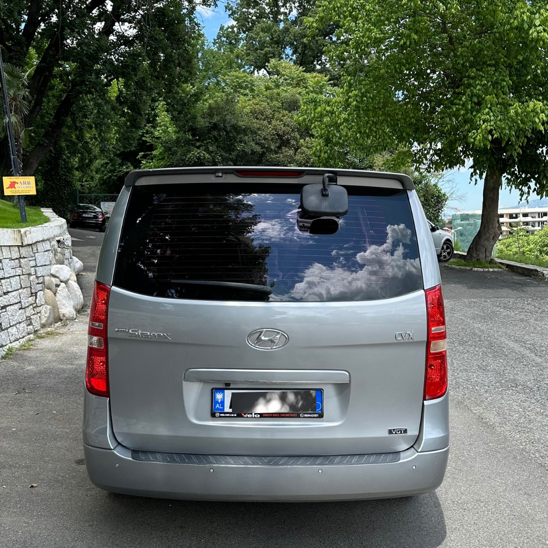 Hyundai Starex - photo 3
