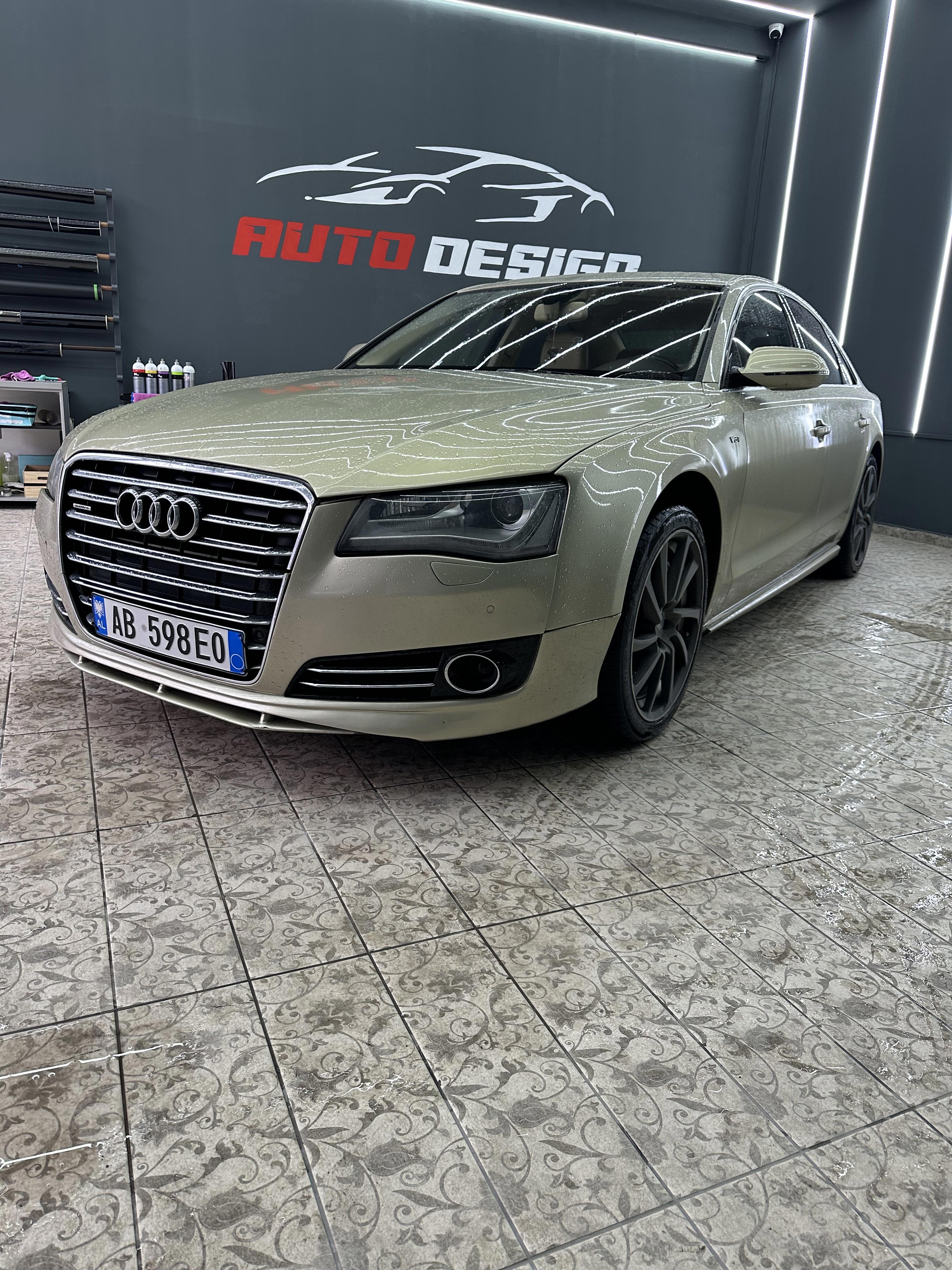 Audi A8 - side view