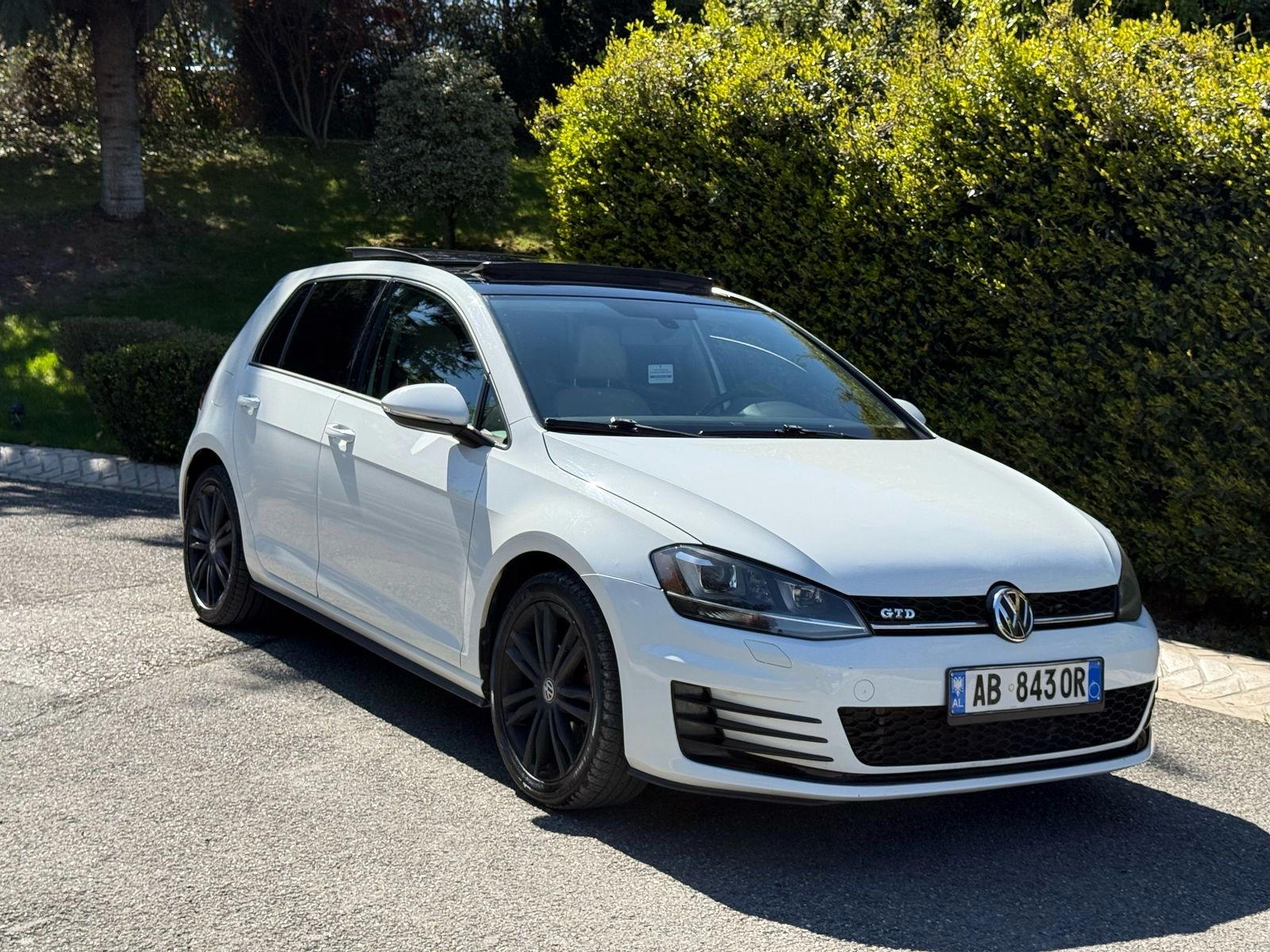 Volkswagen Golf - photo 4