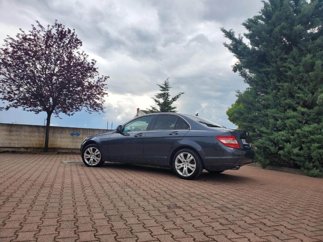 Mercedes-Benz C-Class - main photo