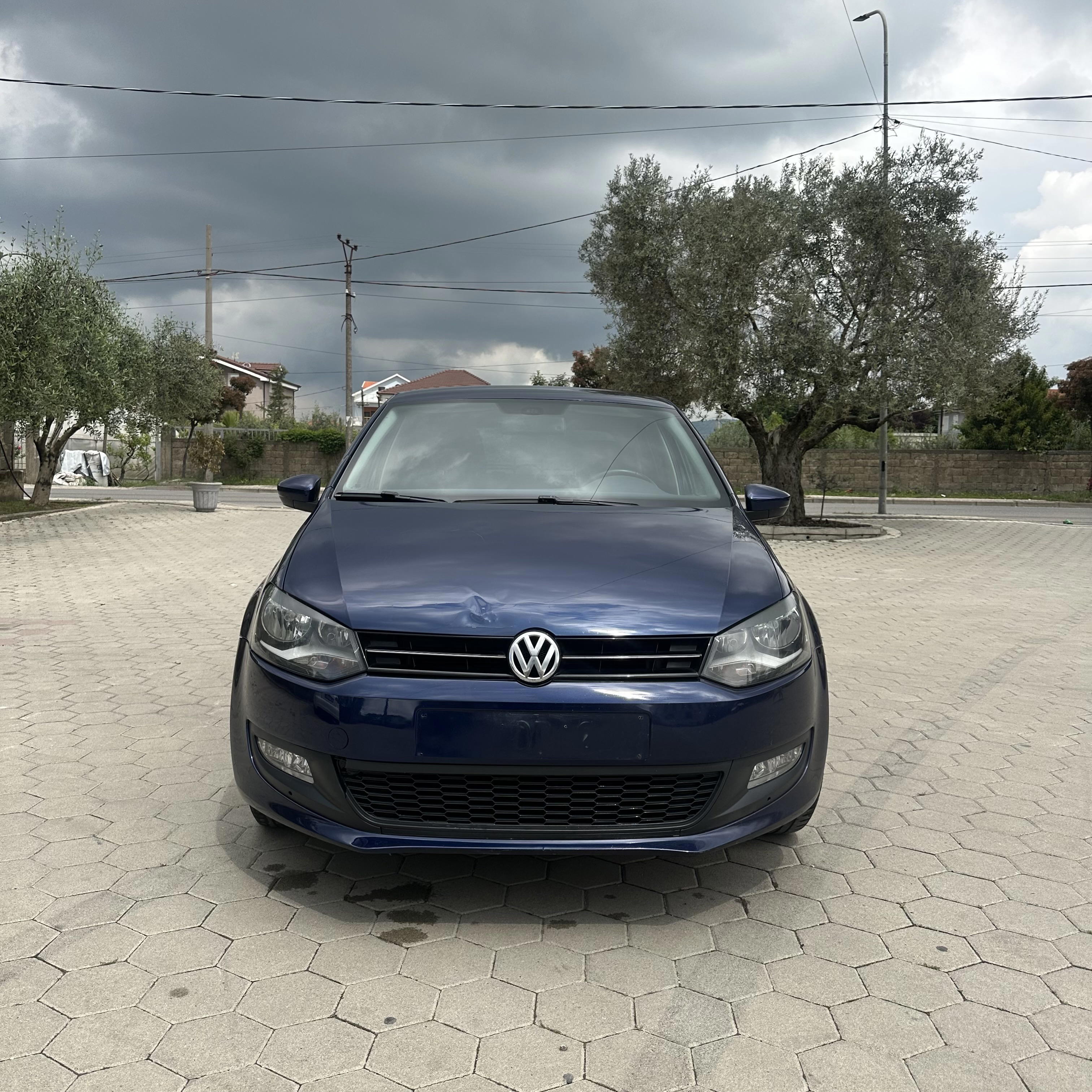 Volkswagen Polo - main photo