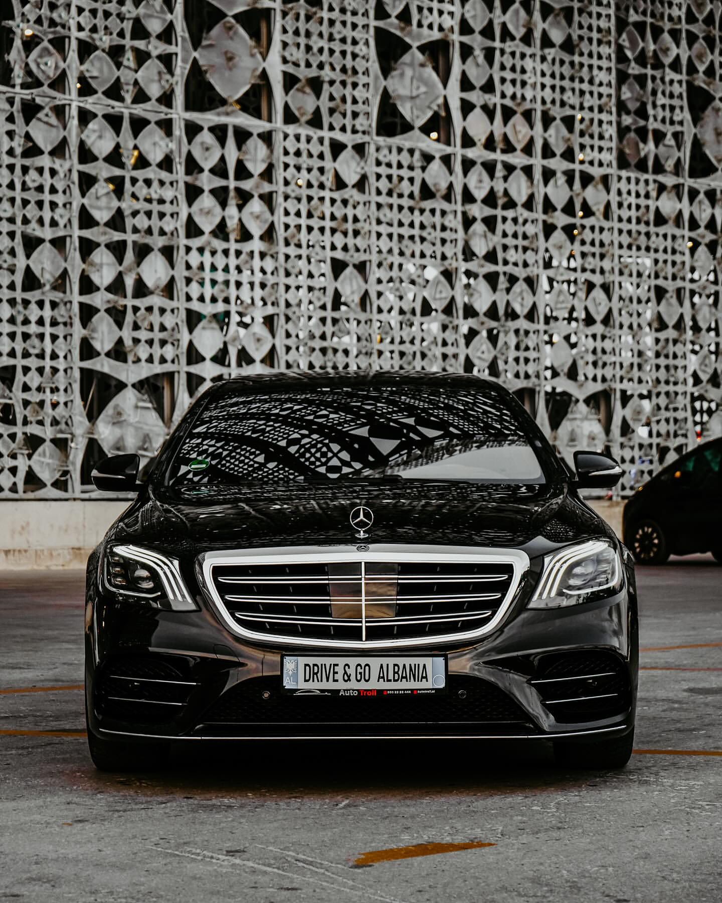 Mercedes-Benz 300 SE for rent