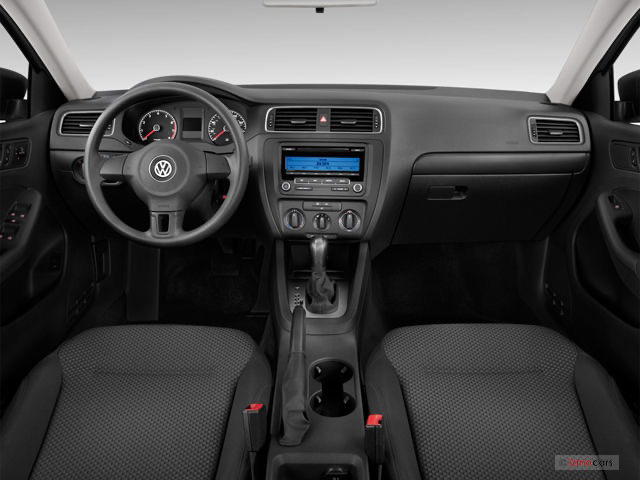 Volkswagen Jetta - side view