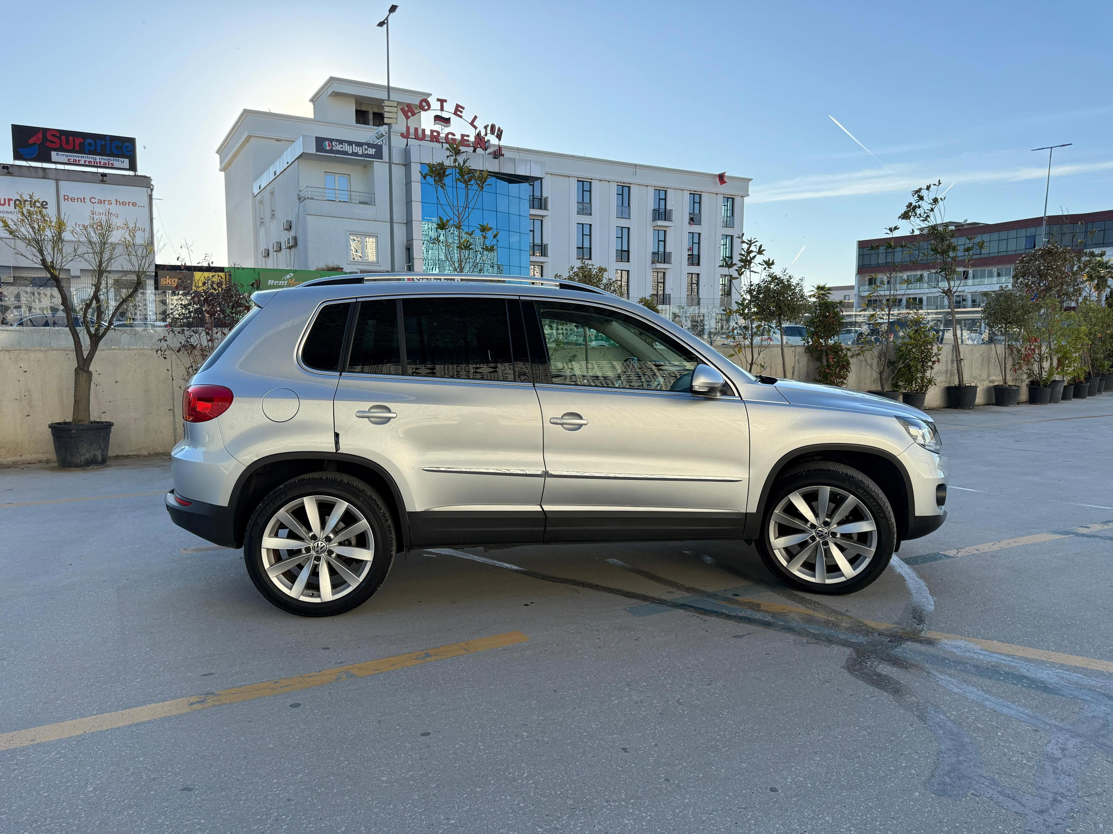 Volkswagen Tiguan for rent