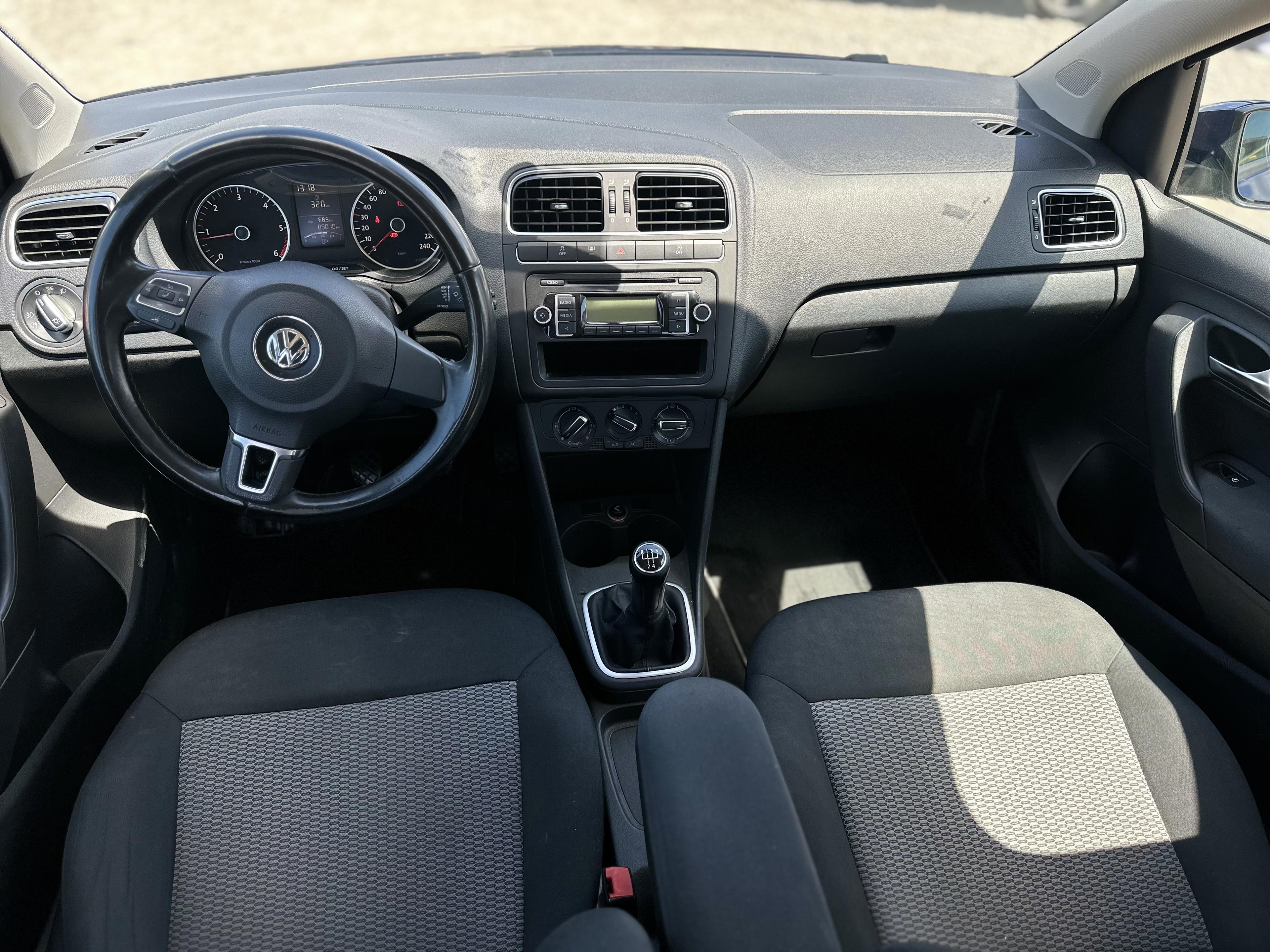 Volkswagen Polo - photo 4