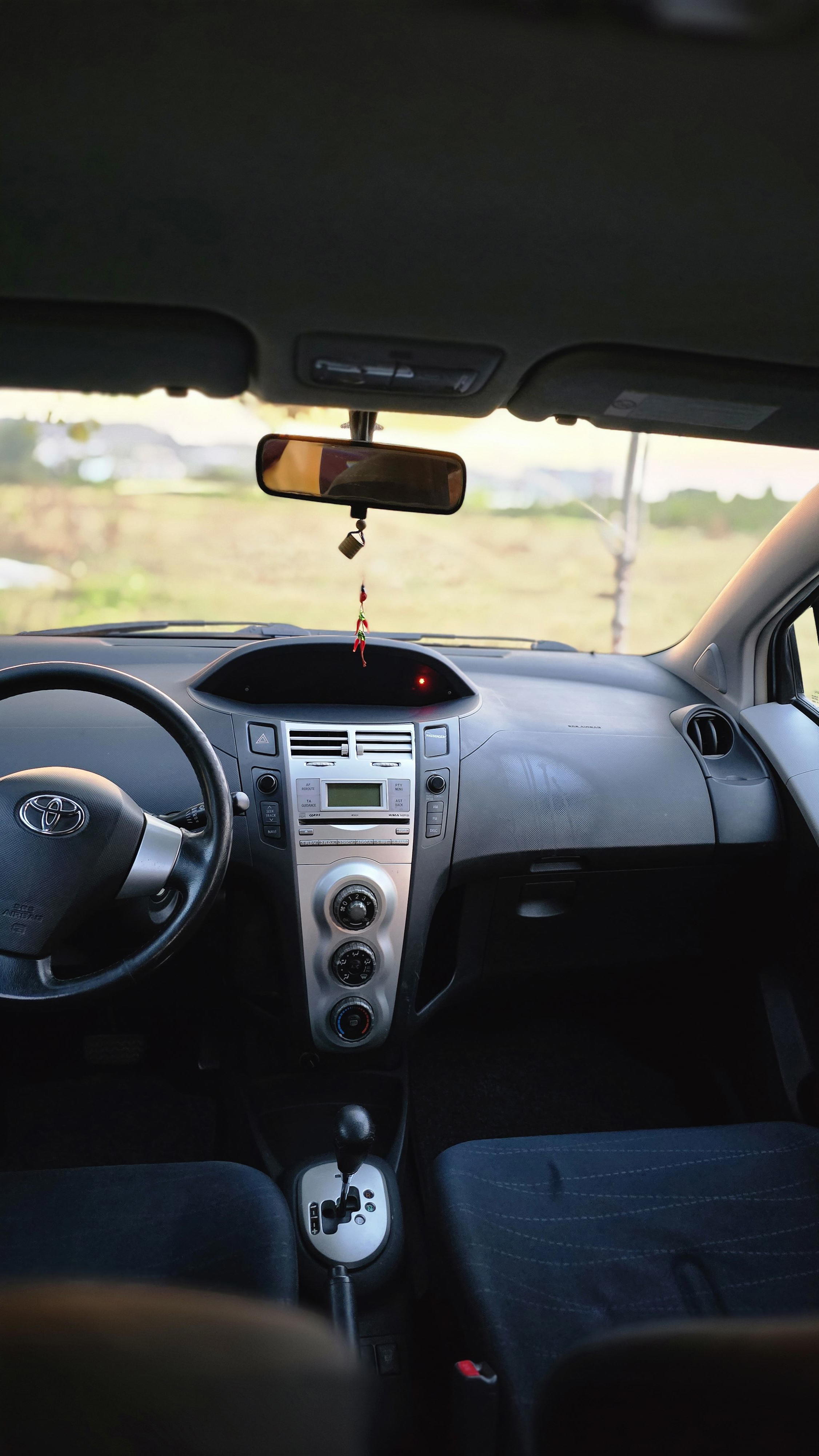 Toyota Yaris - photo 4
