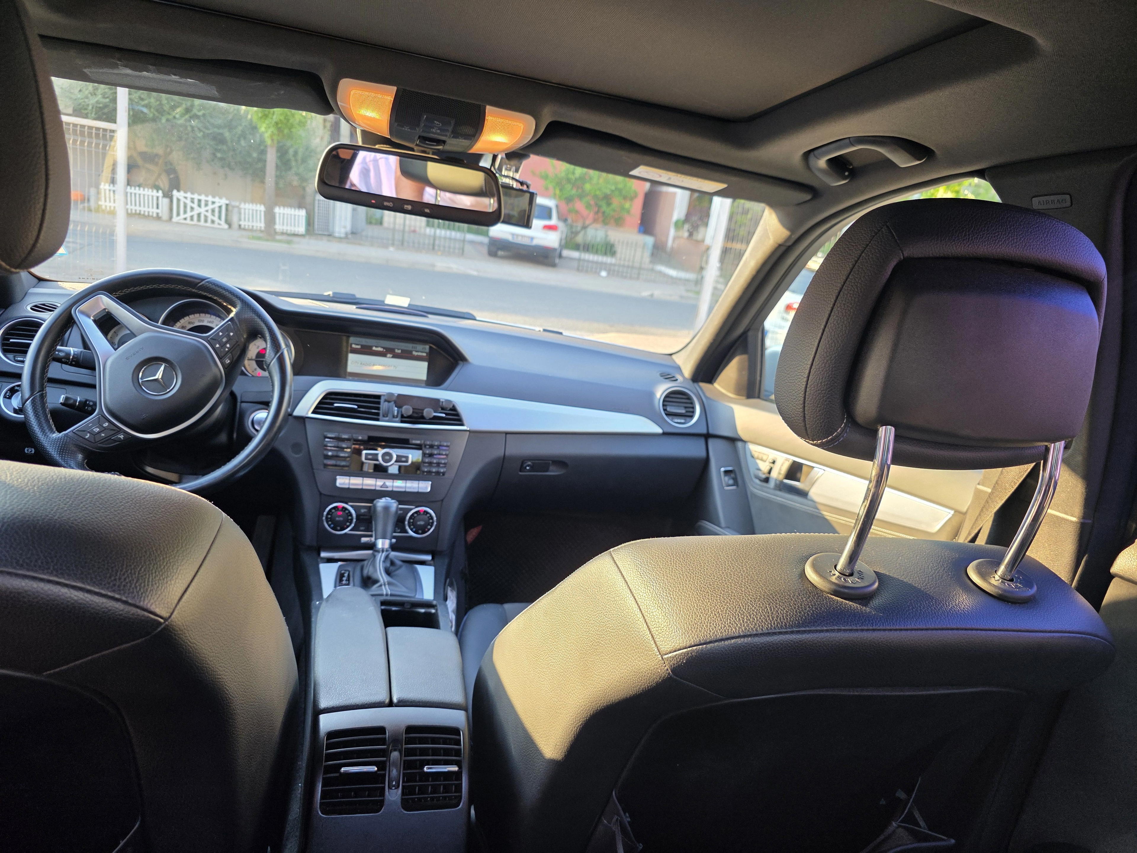 Mercedes-Benz C-Class - photo 3