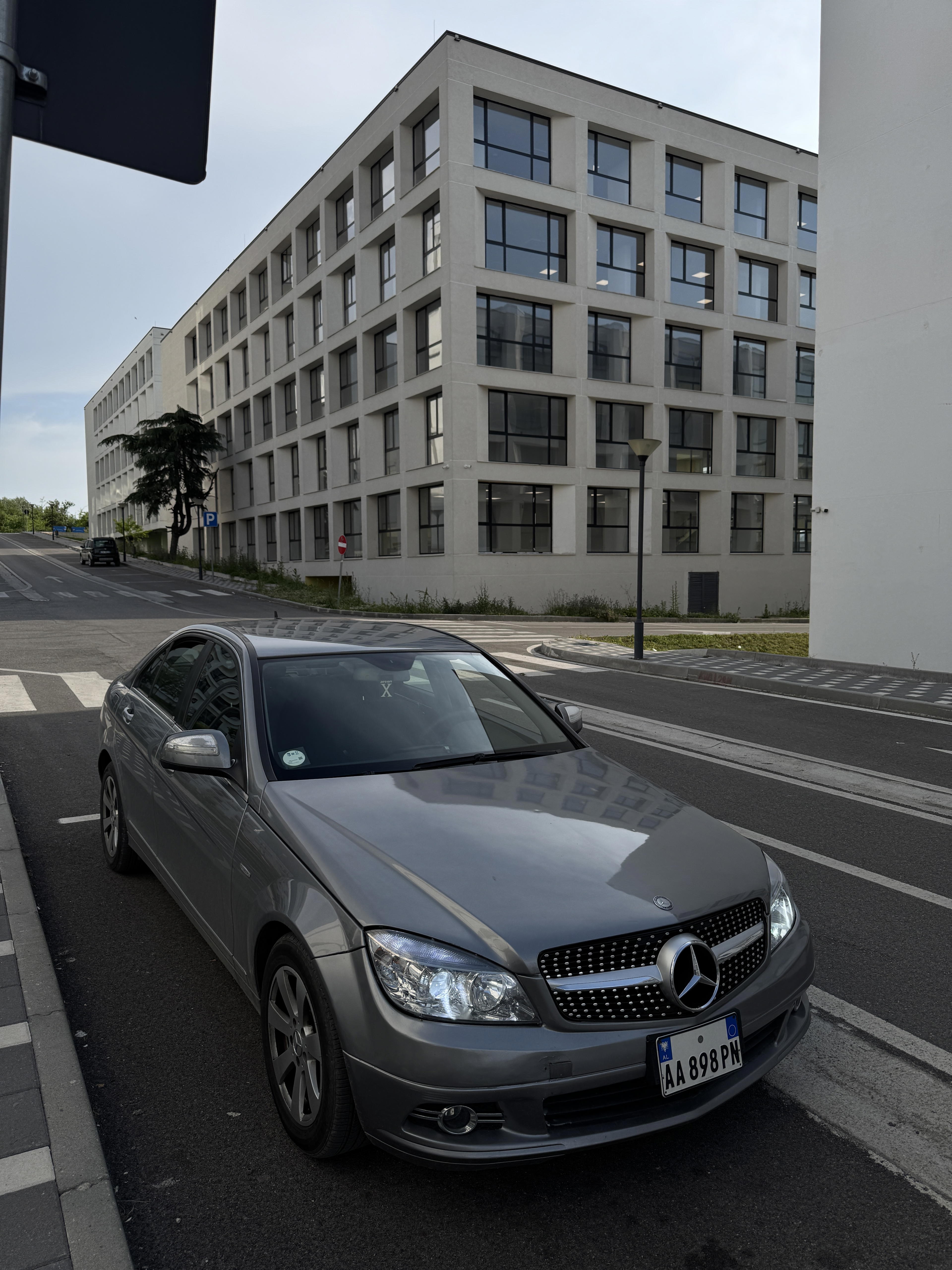 Mercedes-Benz C-Class - photo 3