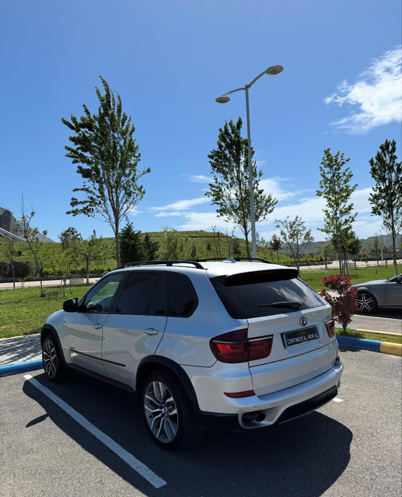 BMW X5 RentX Albania