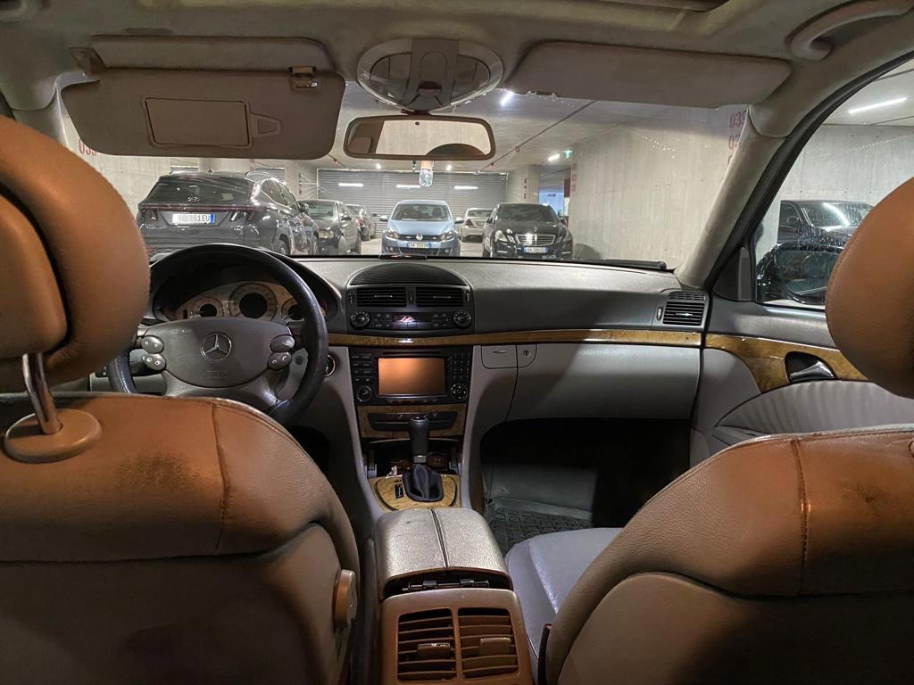 Mercedes-Benz E-Class - photo 4