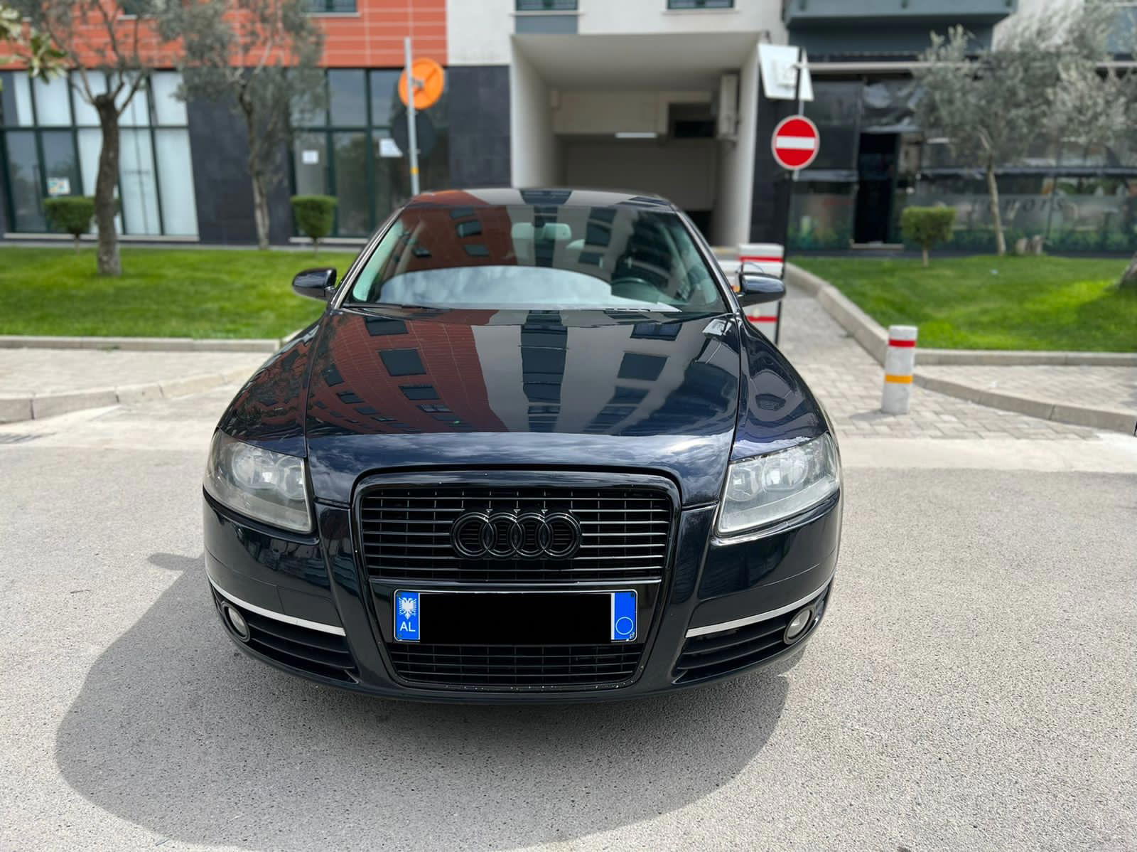 Audi A6 - main photo
