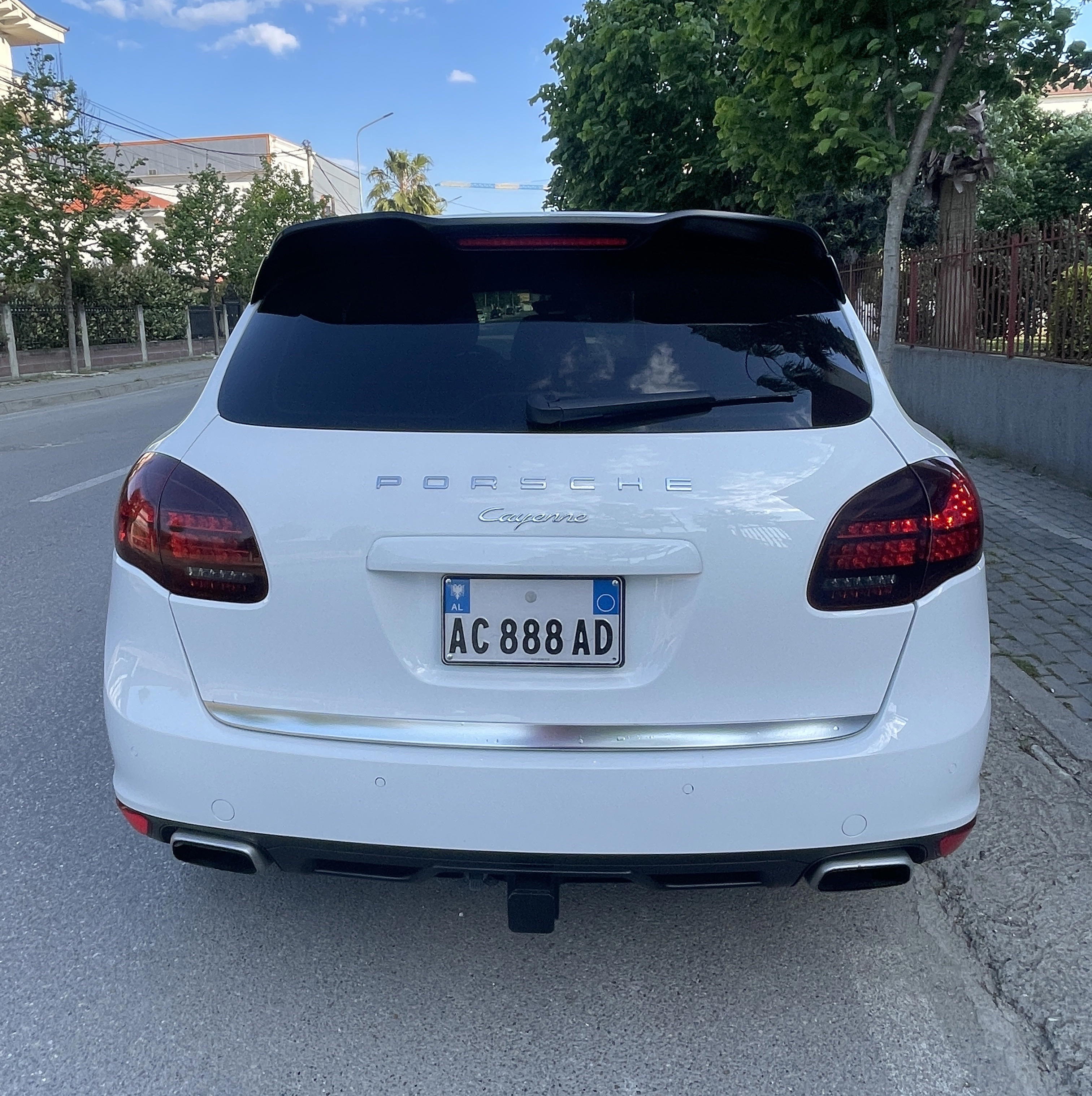 Porsche Cayenne - photo 3