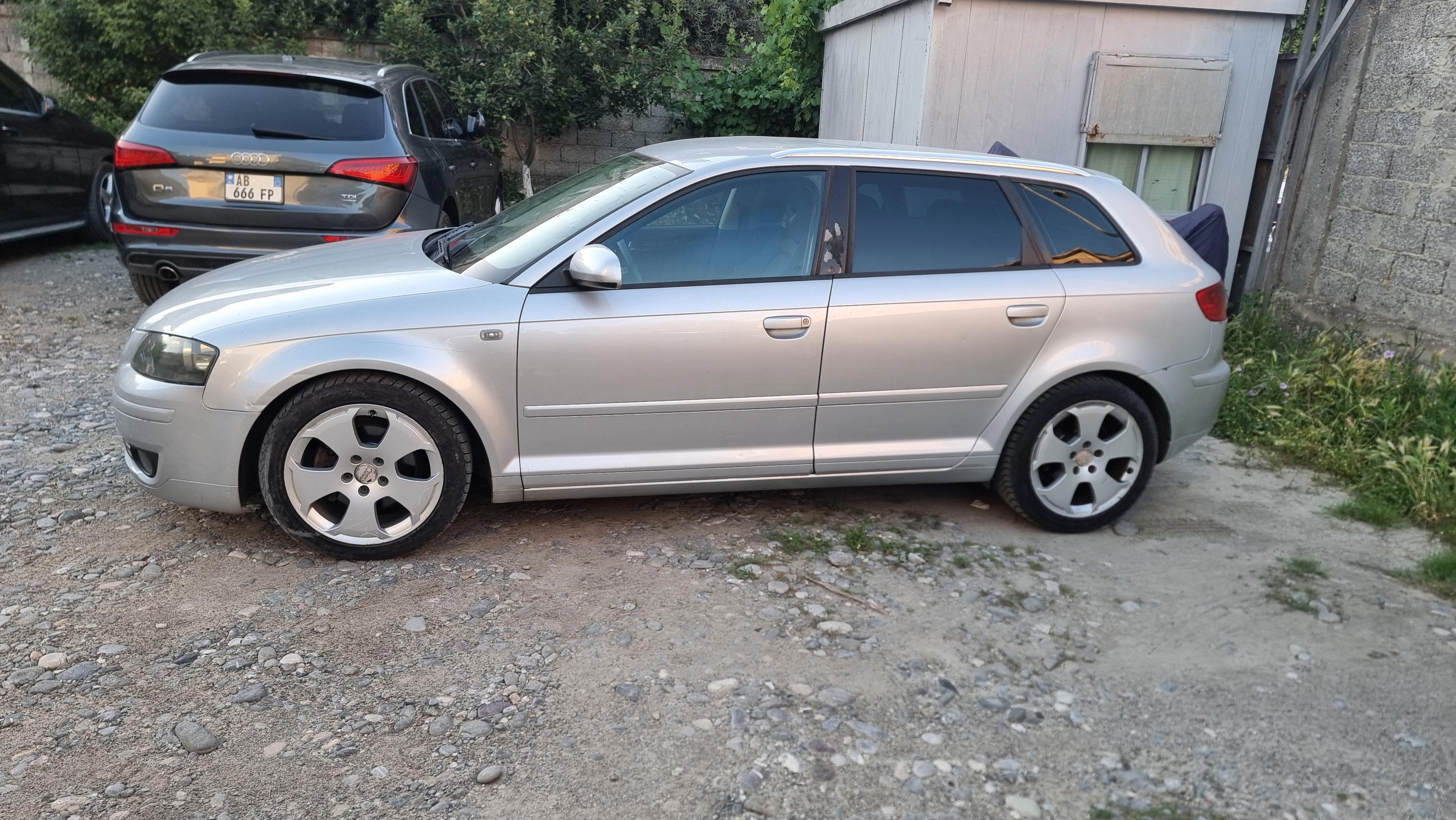 Audi A3 Sportback - side view