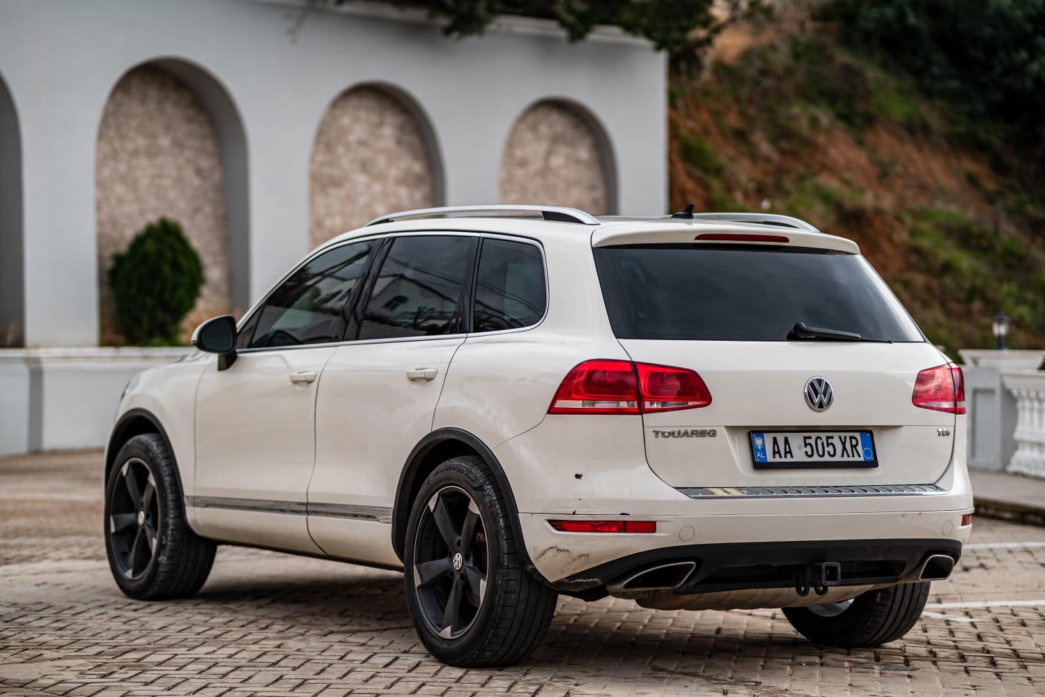 Volkswagen Touareg for rent