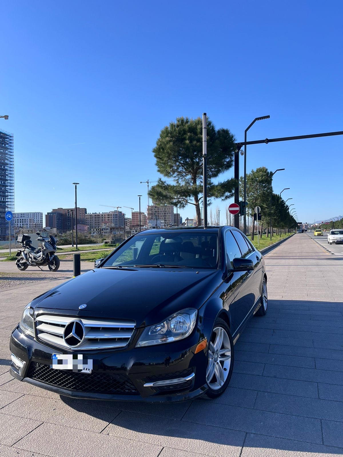 Mercedes-Benz C-Class - main photo