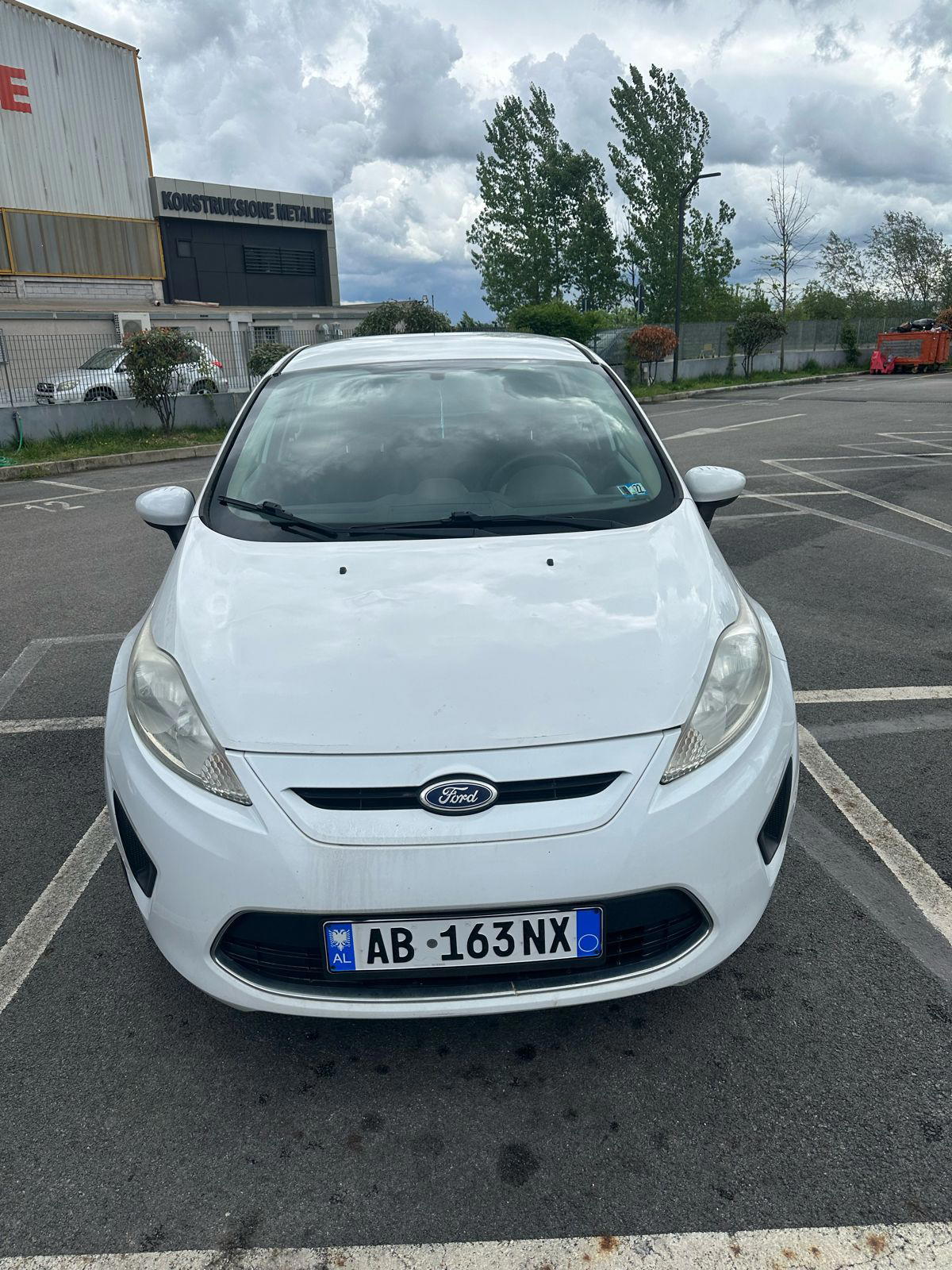 Ford Fiesta - photo 4