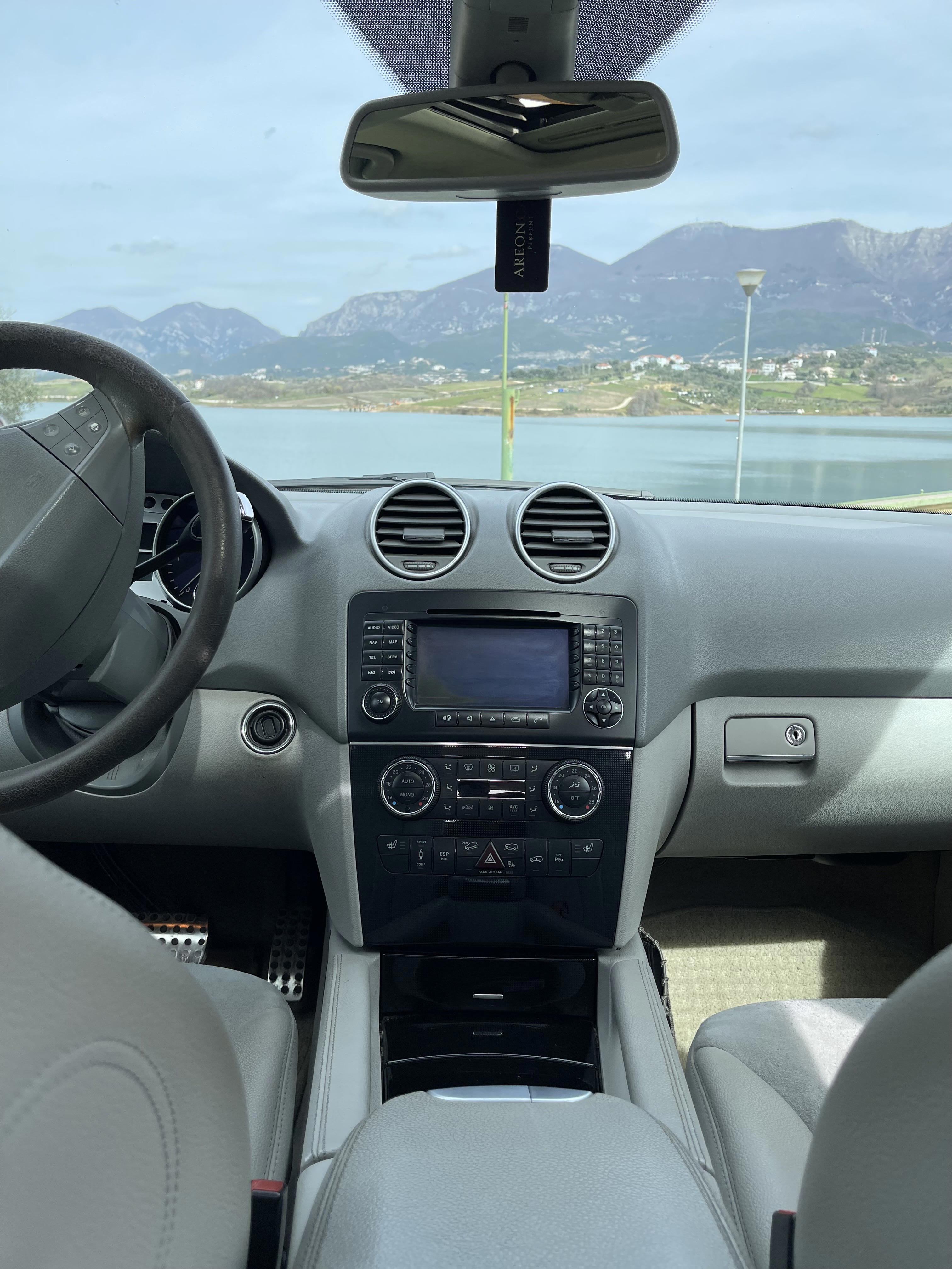 Mercedes-Benz M-Class - photo 4
