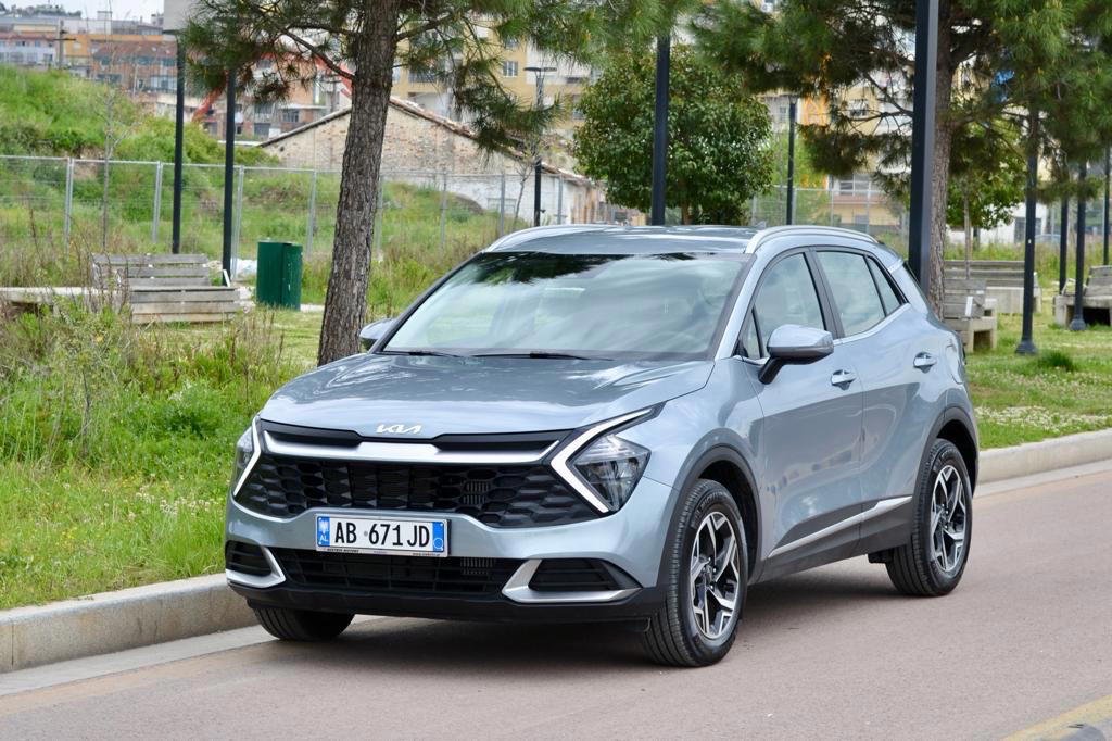Kia Sportage - main photo