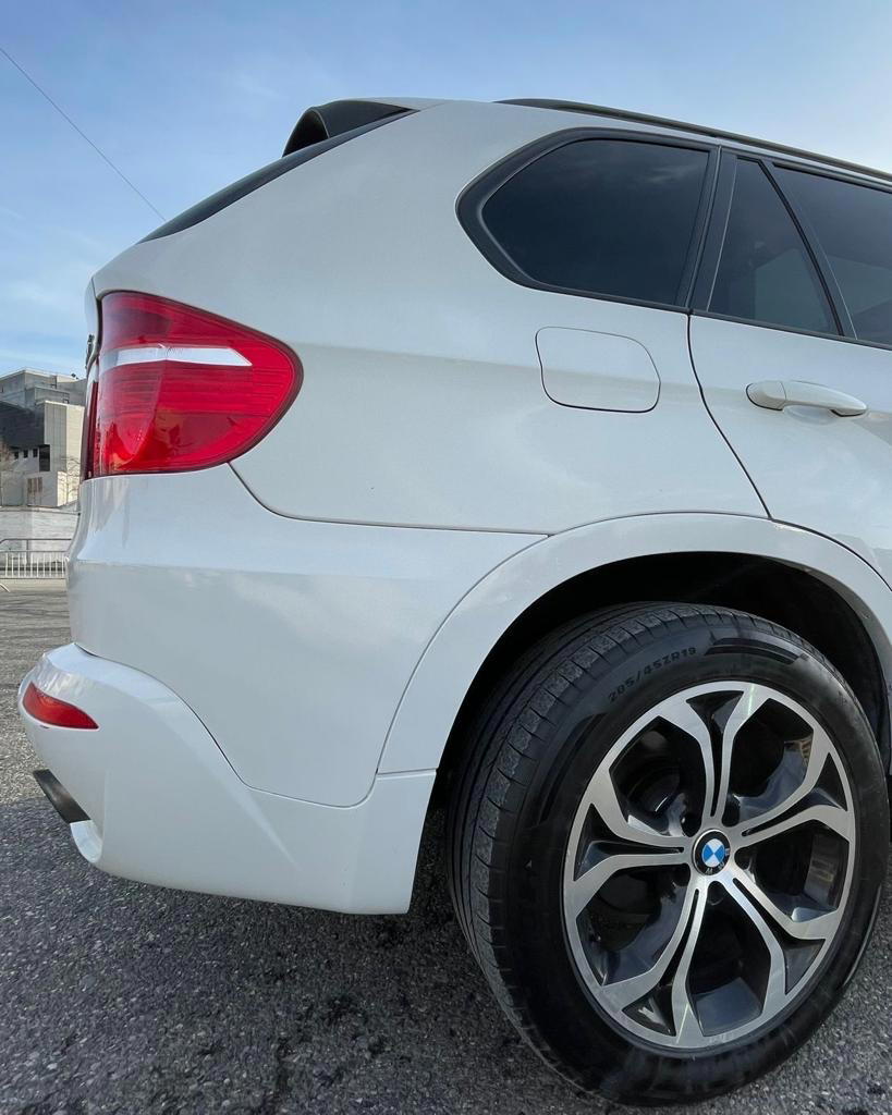 BMW X5 - photo 4