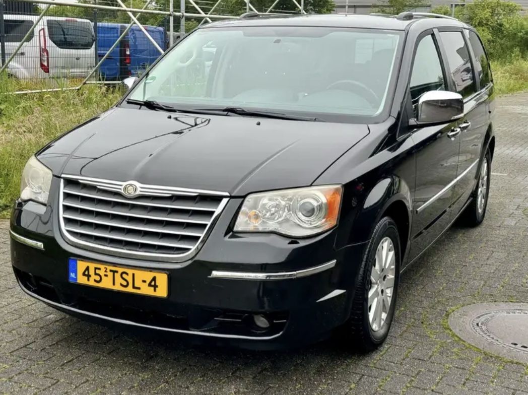 Chrysler Grand Voyager for rent