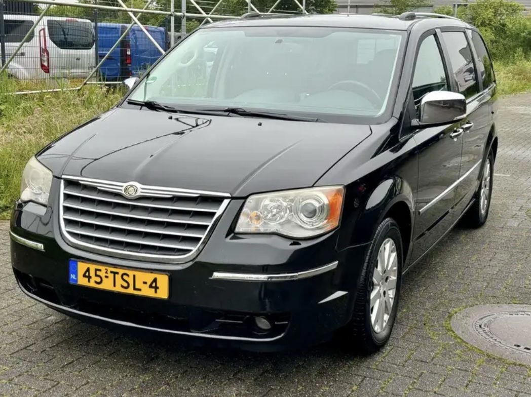 Chrysler Grand Voyager for rent