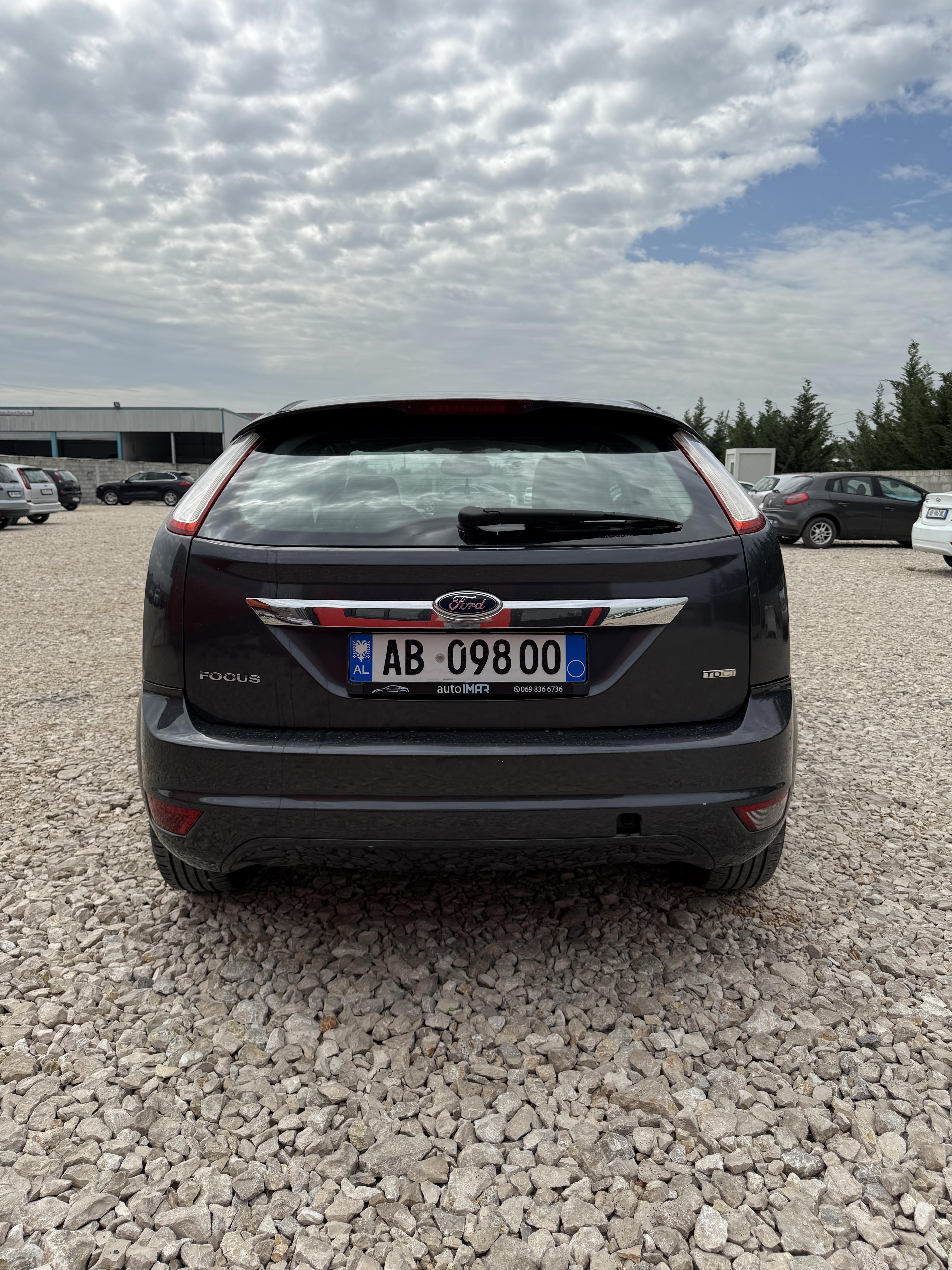Ford Focus - photo 3