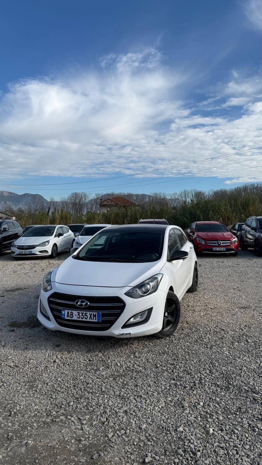 Hyundai I30 for rent