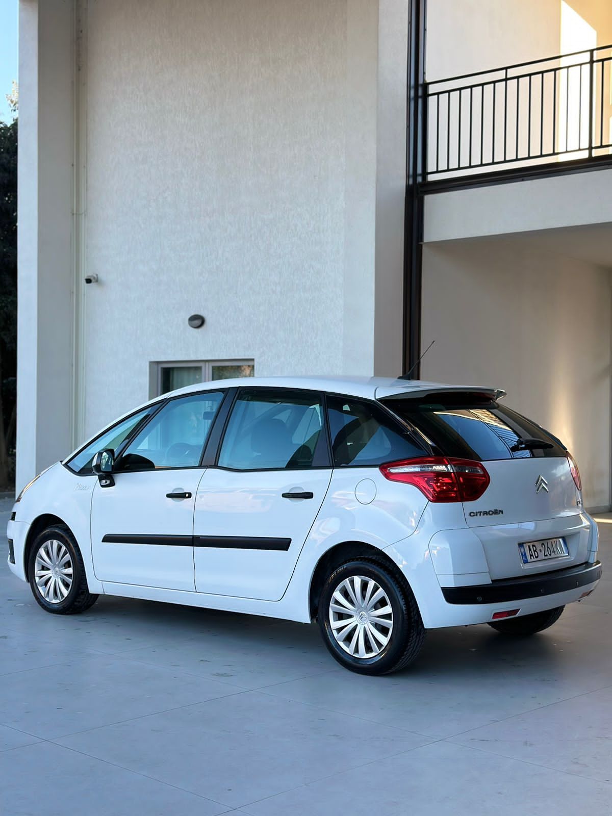 Citroen C4 Picasso - photo 3