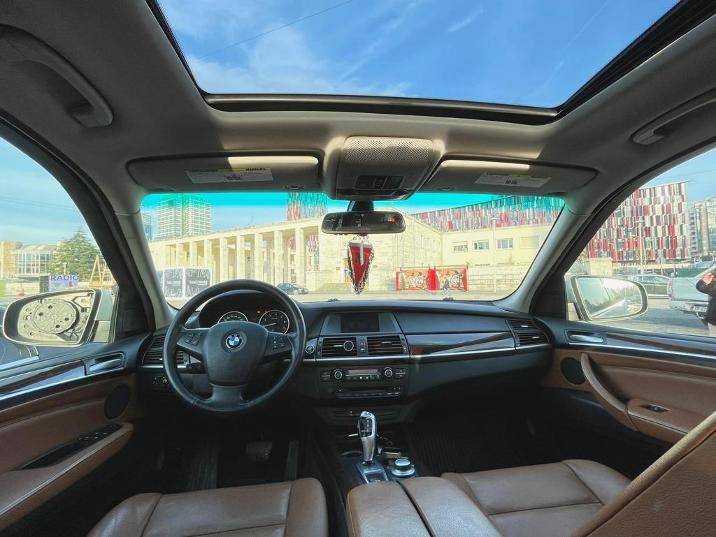 BMW X5 - photo 3
