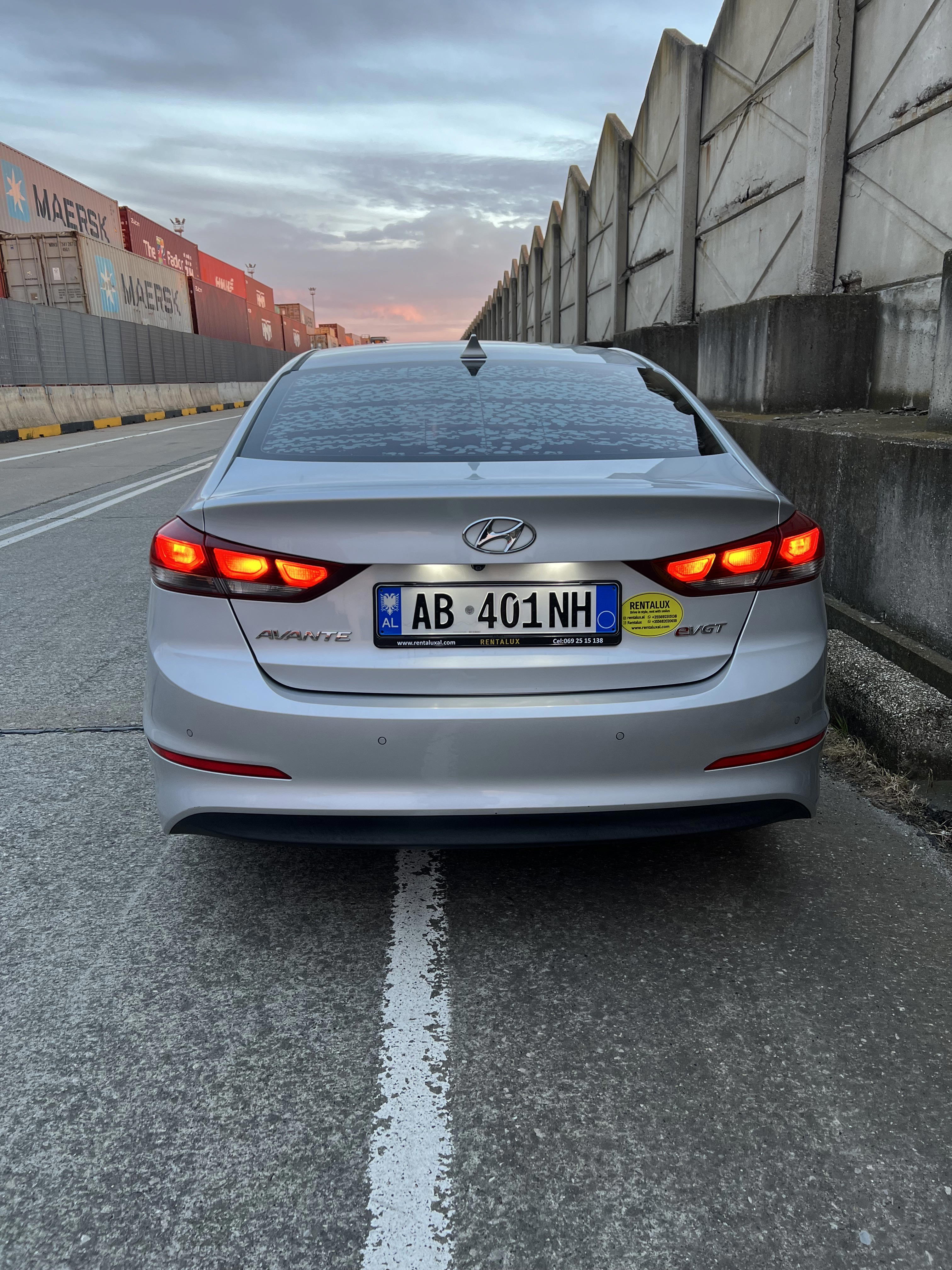 Hyundai Avante - photo 3