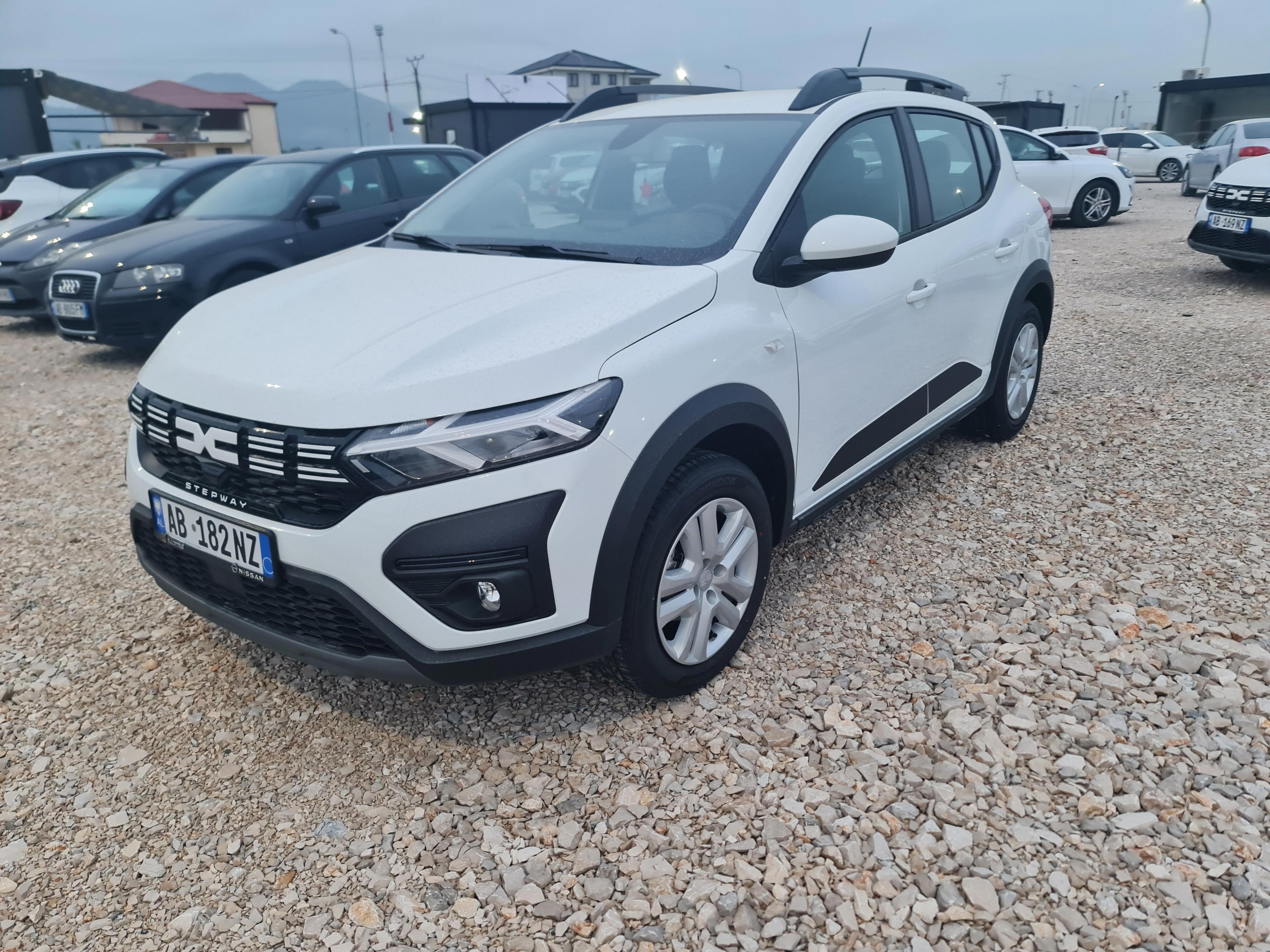 Dacia Sandero Stepway - main photo