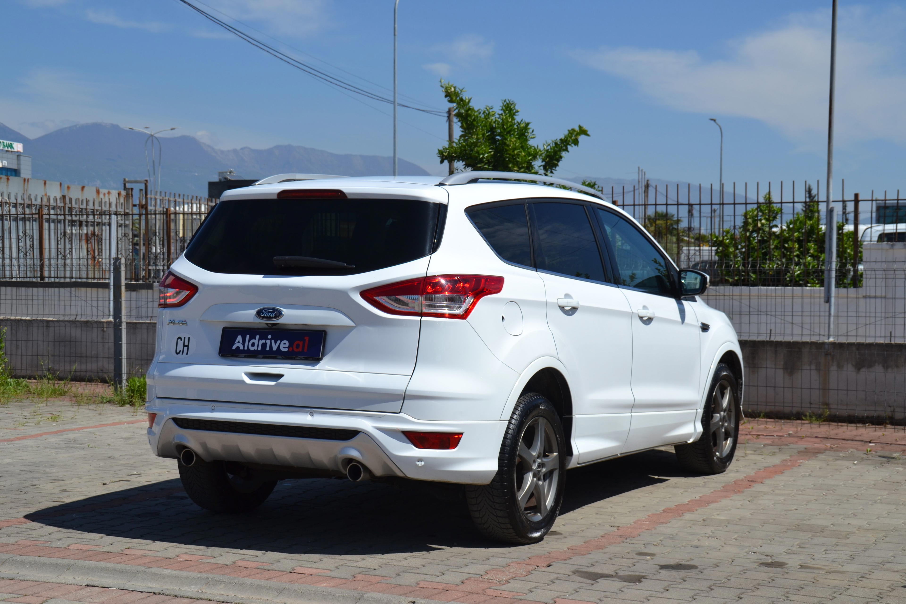 Ford Kuga - photo 3