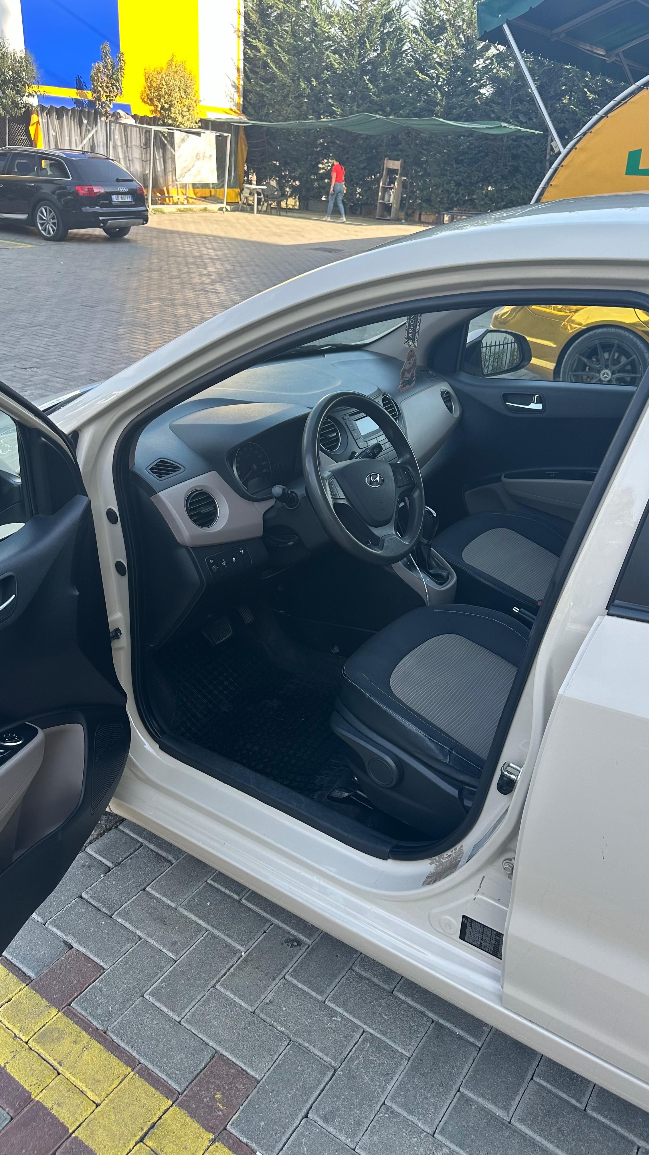 Hyundai i10 - photo 3