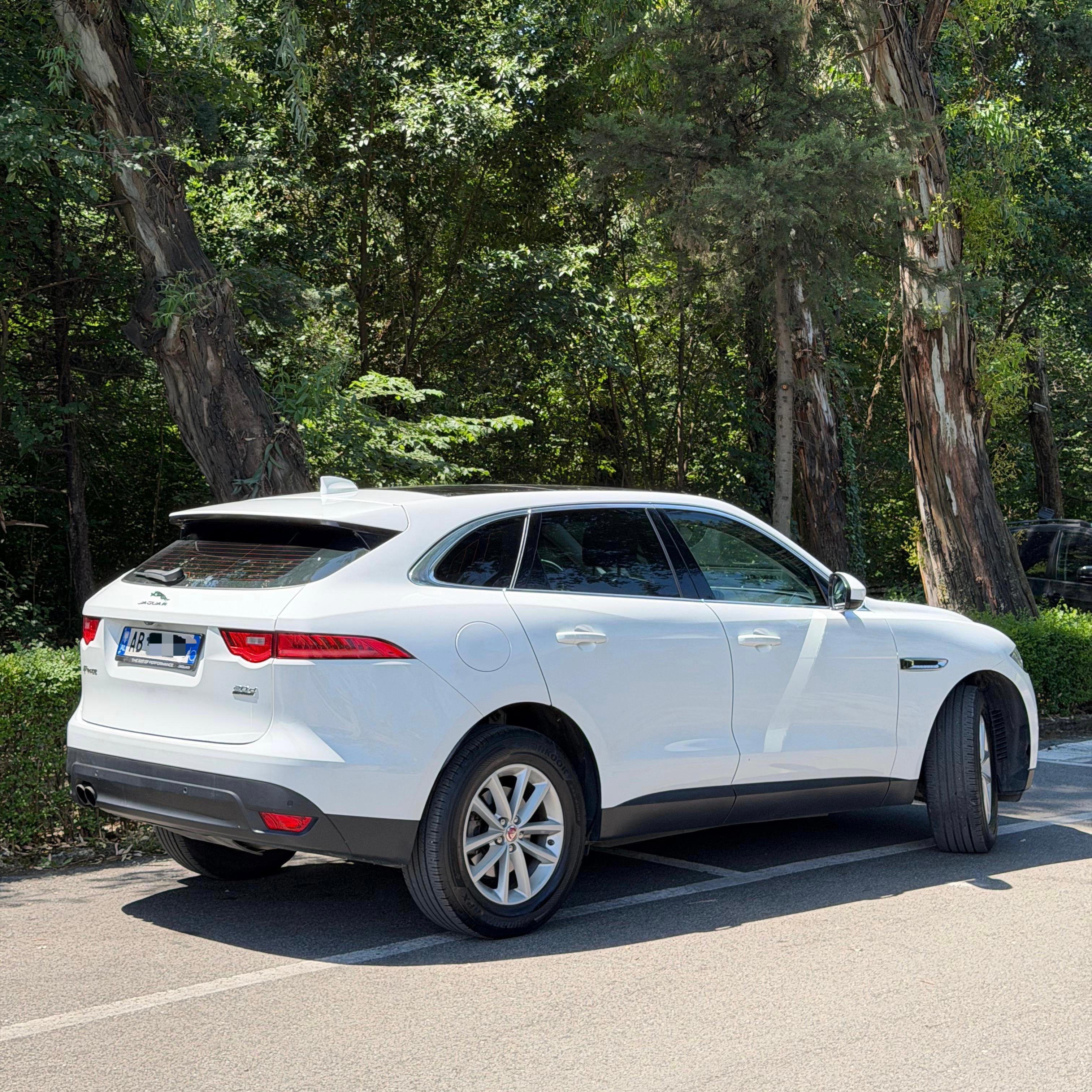 Jaguar F-PACE - photo 3