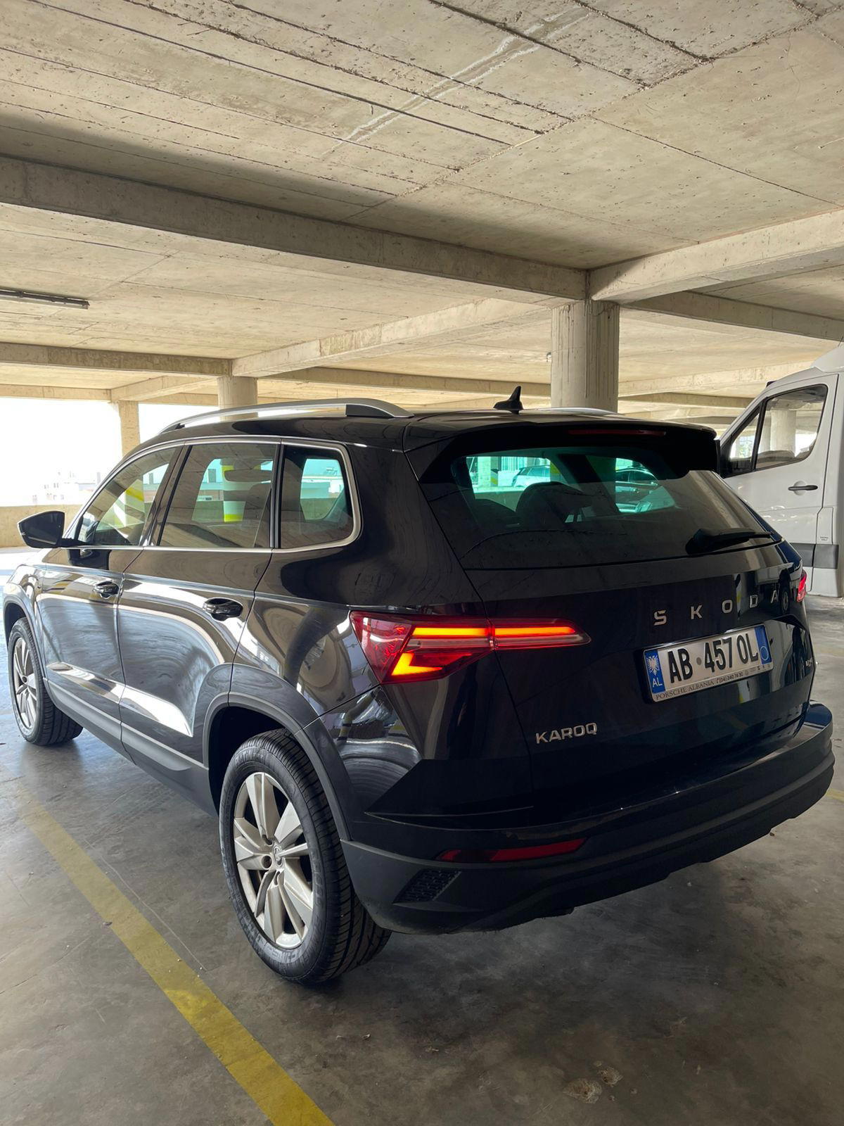 Skoda Karoq - side view