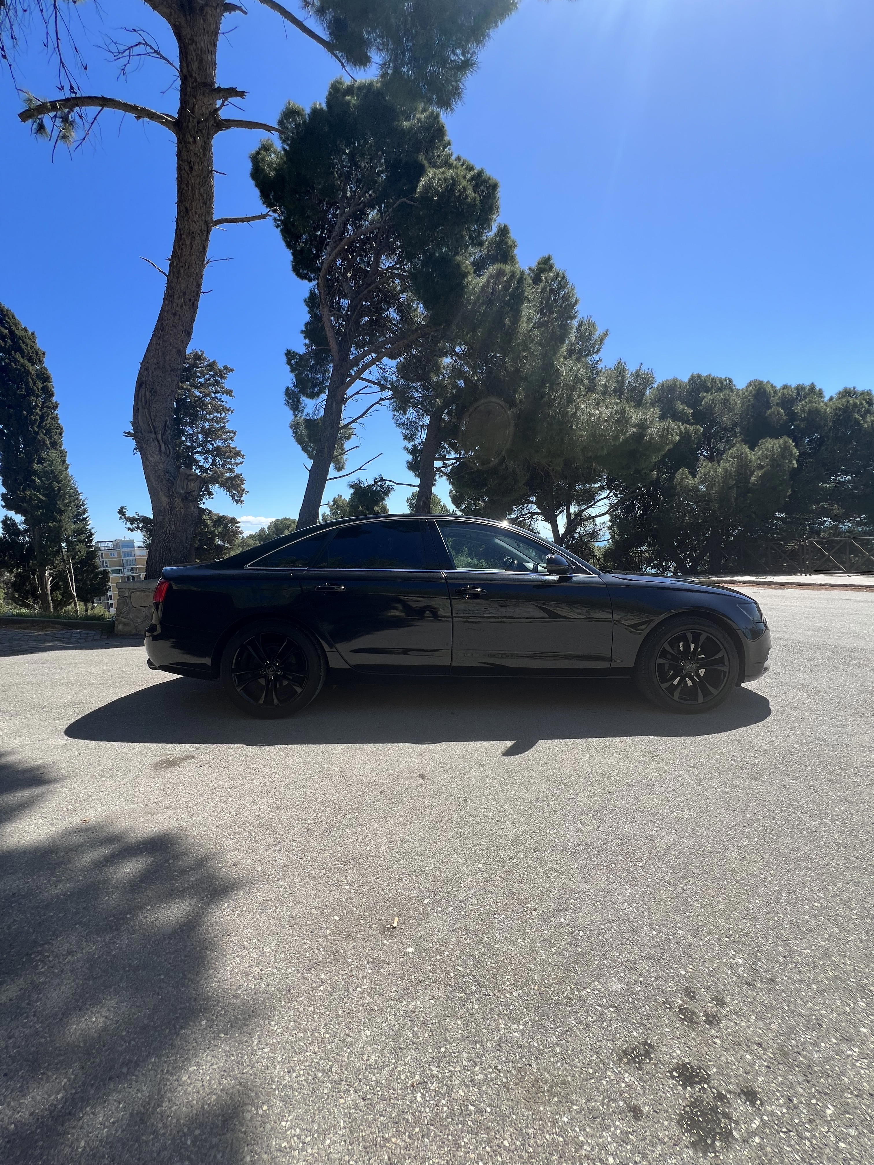 Audi A6 - side view
