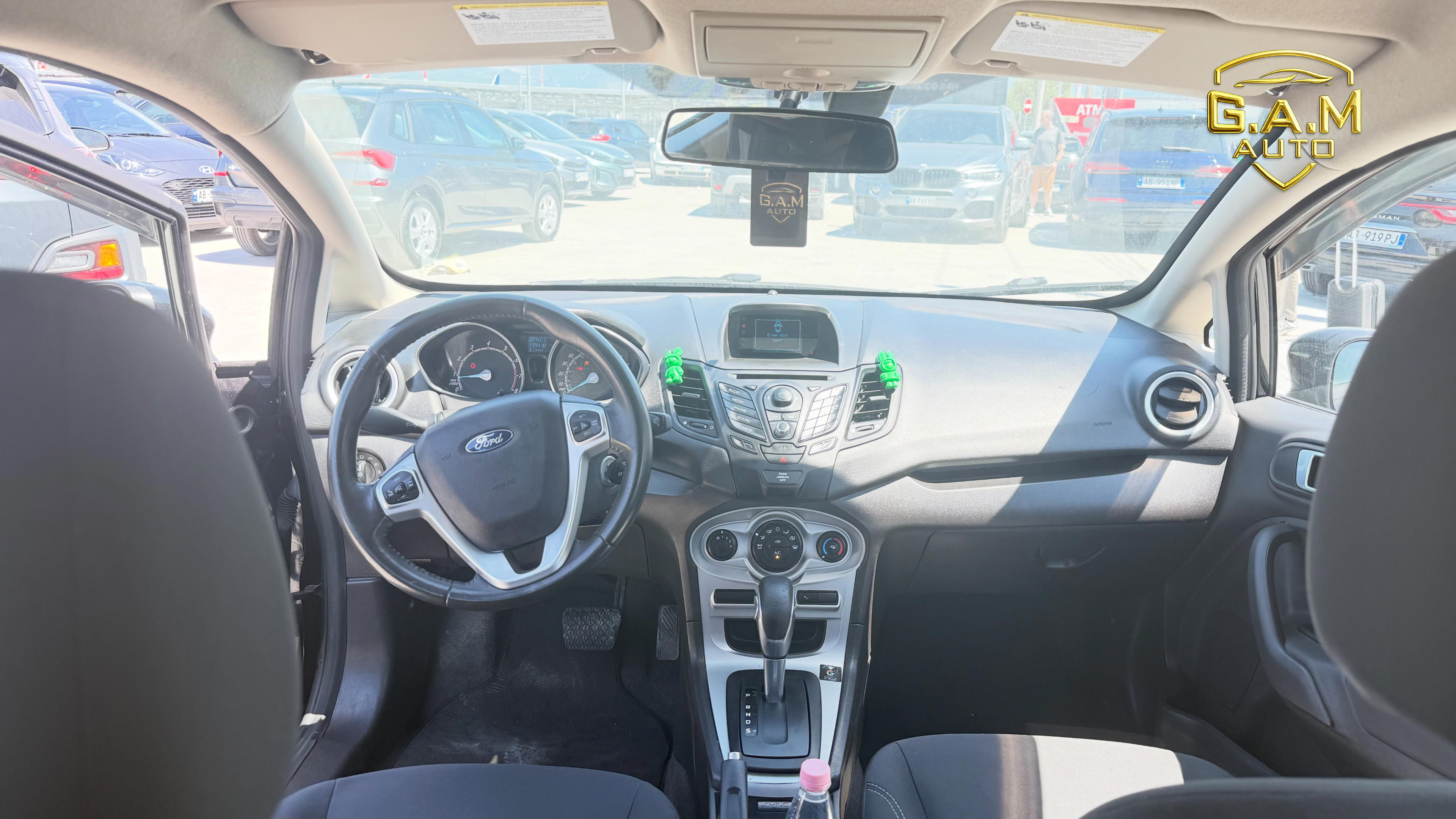 Ford Fiesta - side view