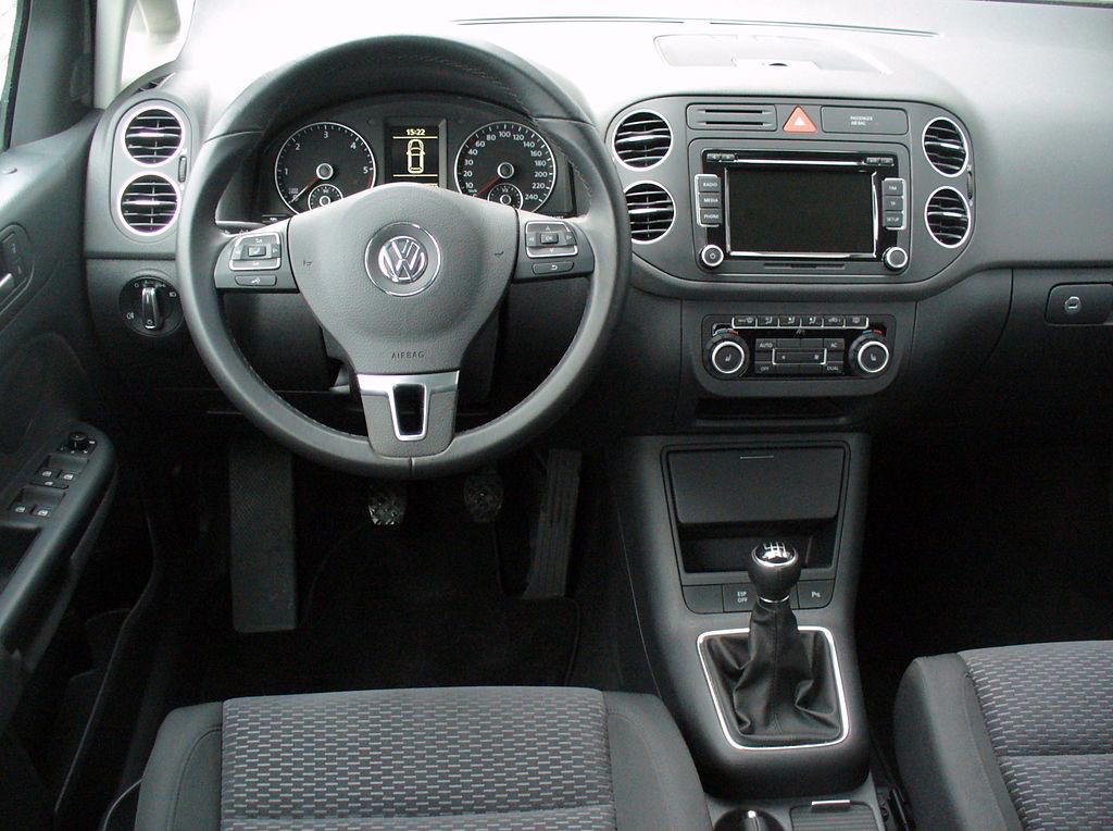 Volkswagen Golf - photo 3