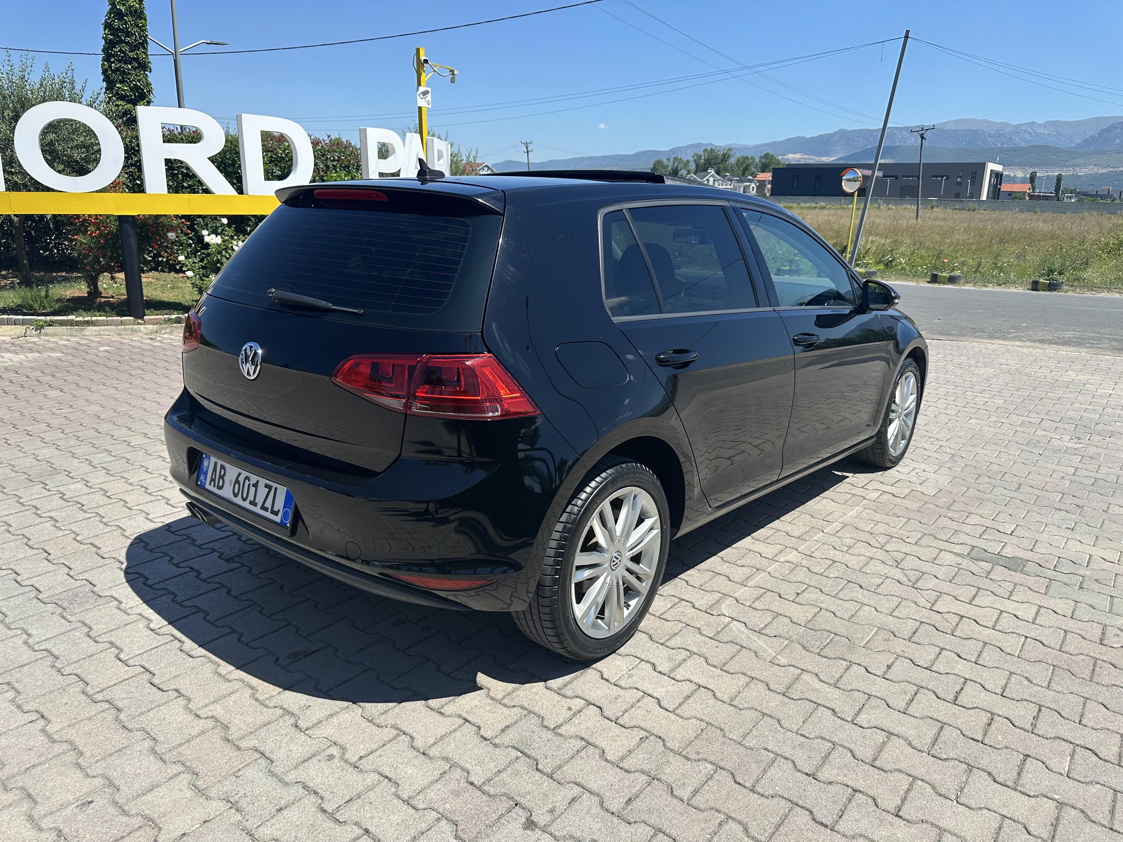 Volkswagen Golf - photo 4