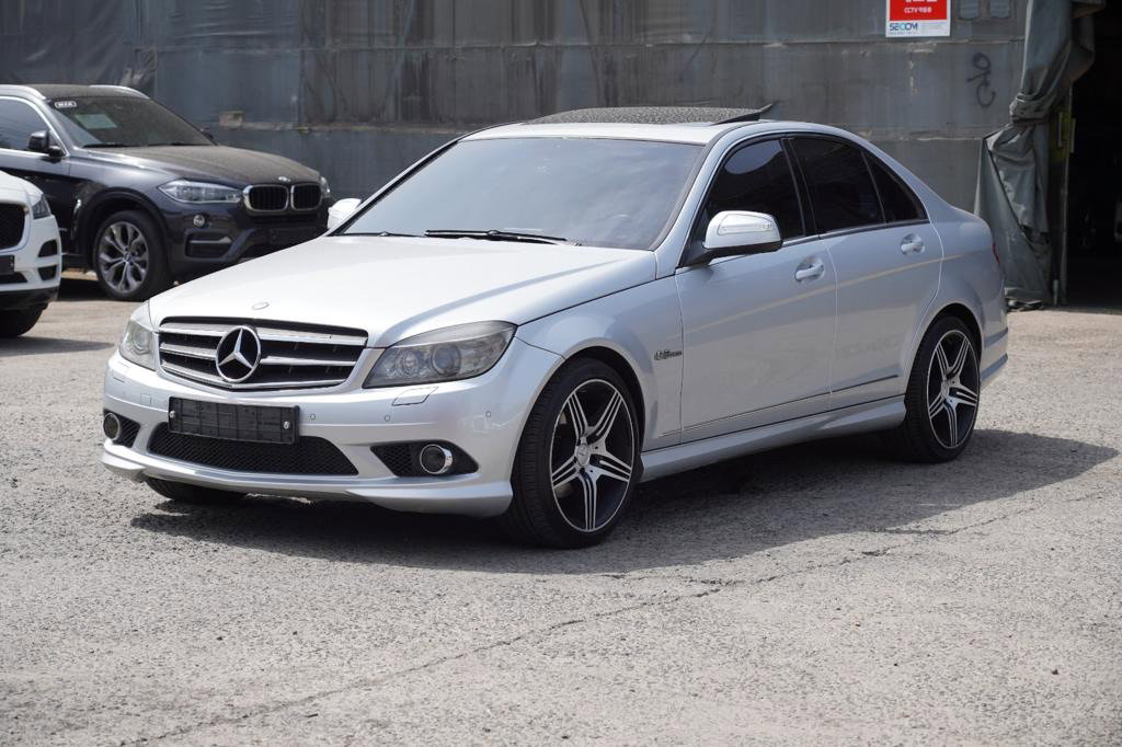 Mercedes-Benz C-Class RentX Albania
