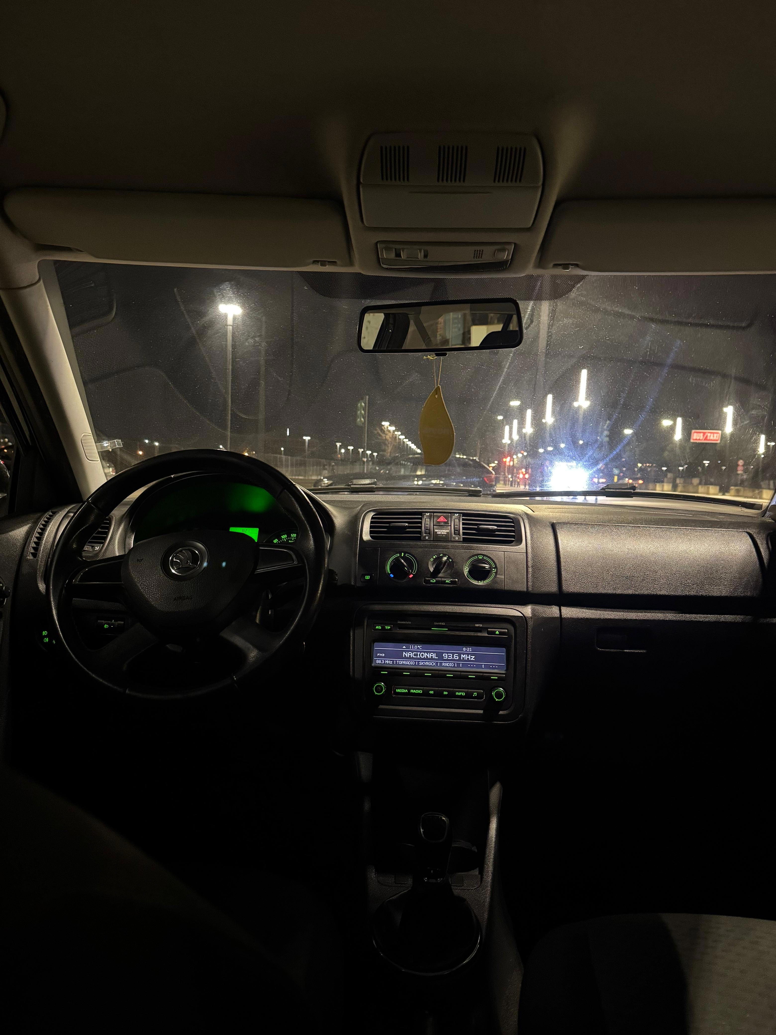 Skoda Fabia - photo 4