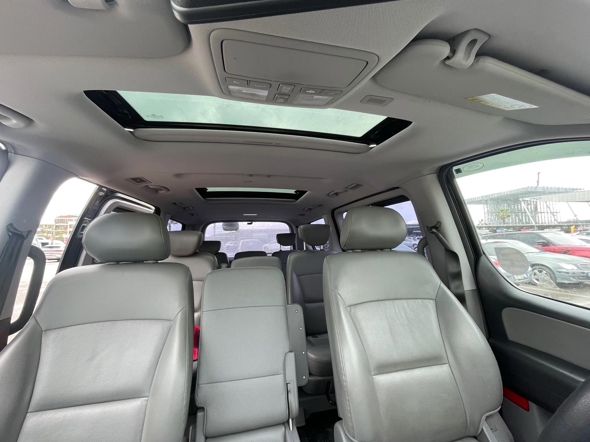 Hyundai Starex - photo 3