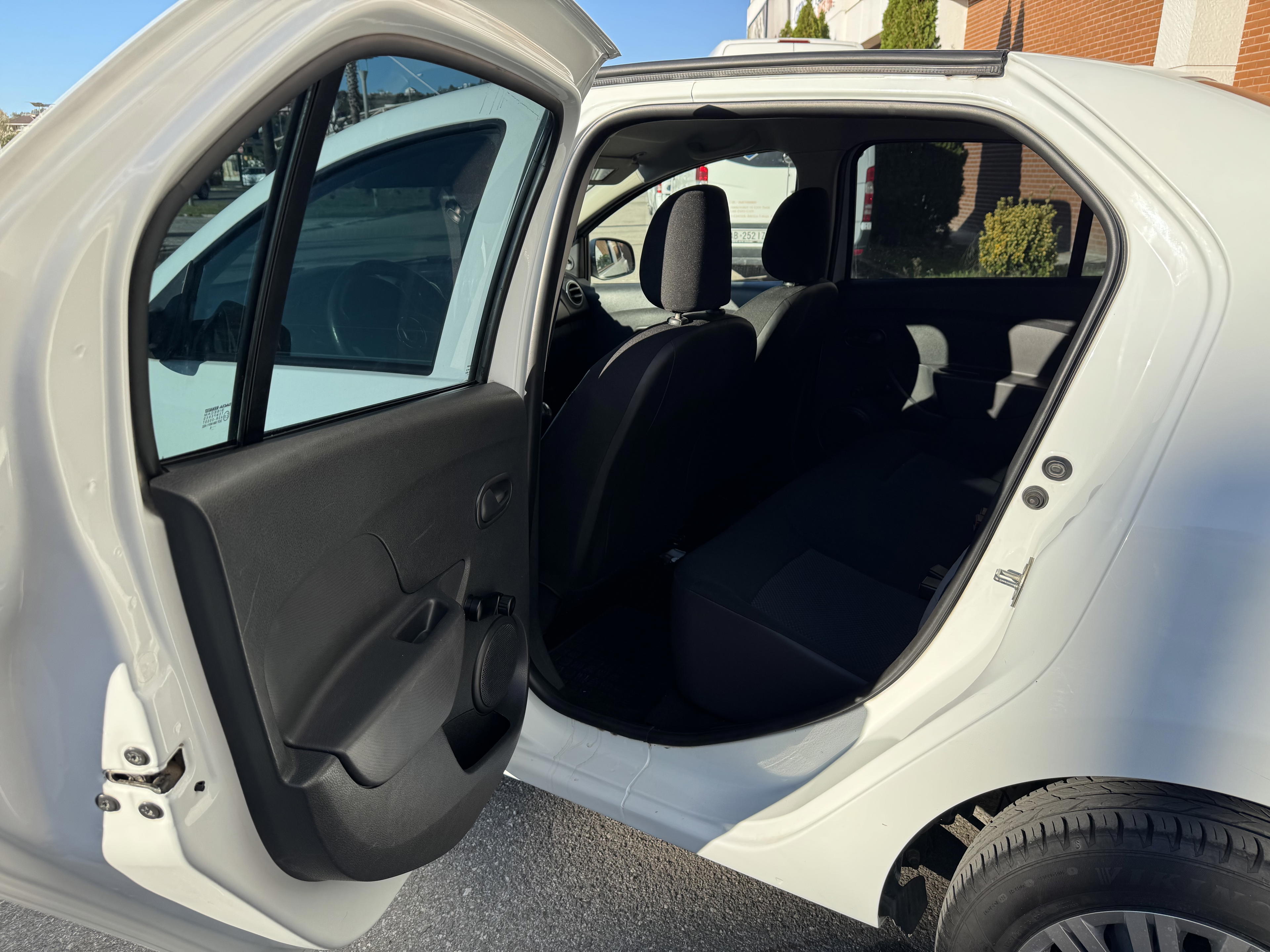 Dacia Logan - photo 4