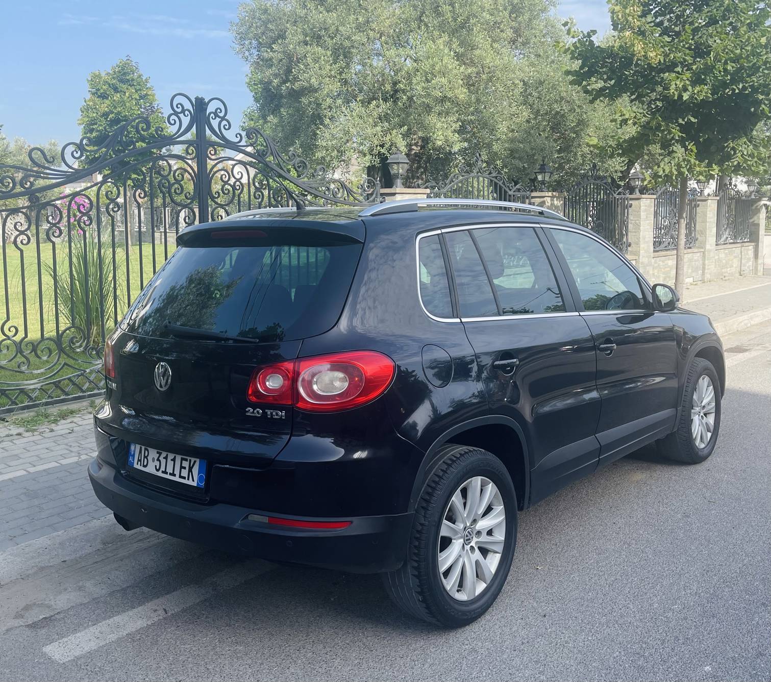 Volkswagen Tiguan - photo 3