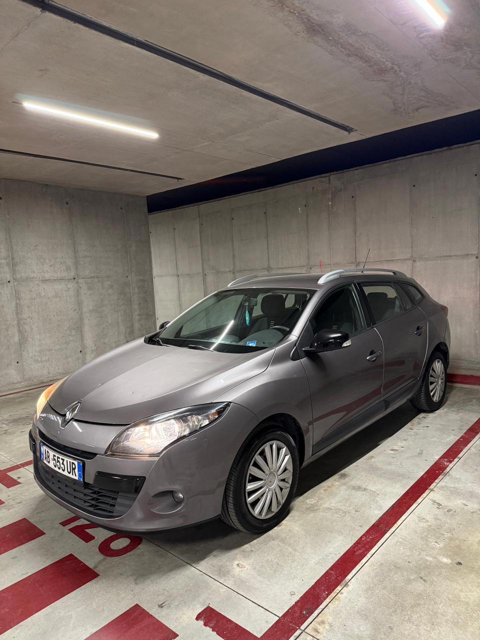 Renault Megane RentX Albania