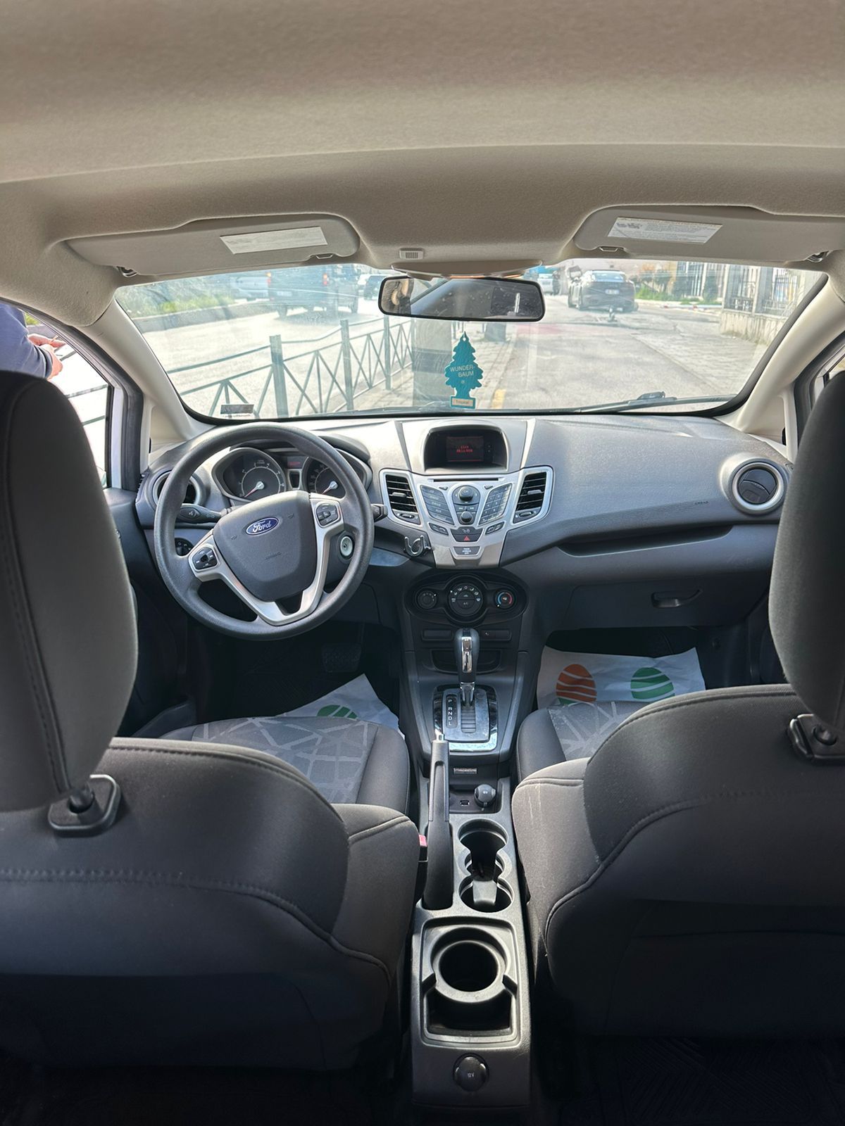 Ford Fiesta - main photo