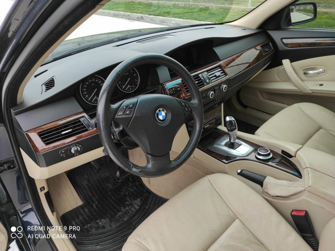 BMW 5 Series - photo 4