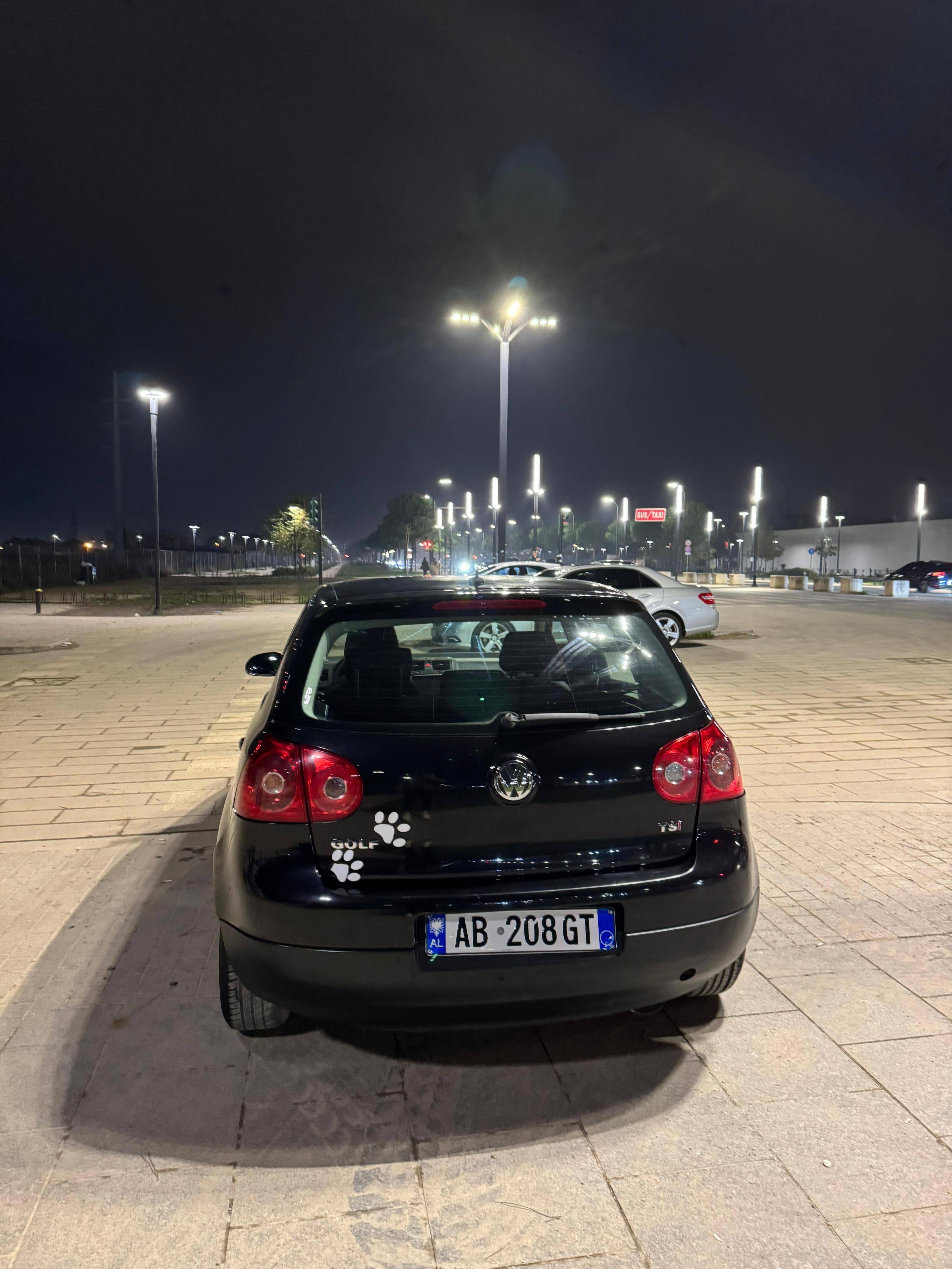 Volkswagen Golf - photo 4