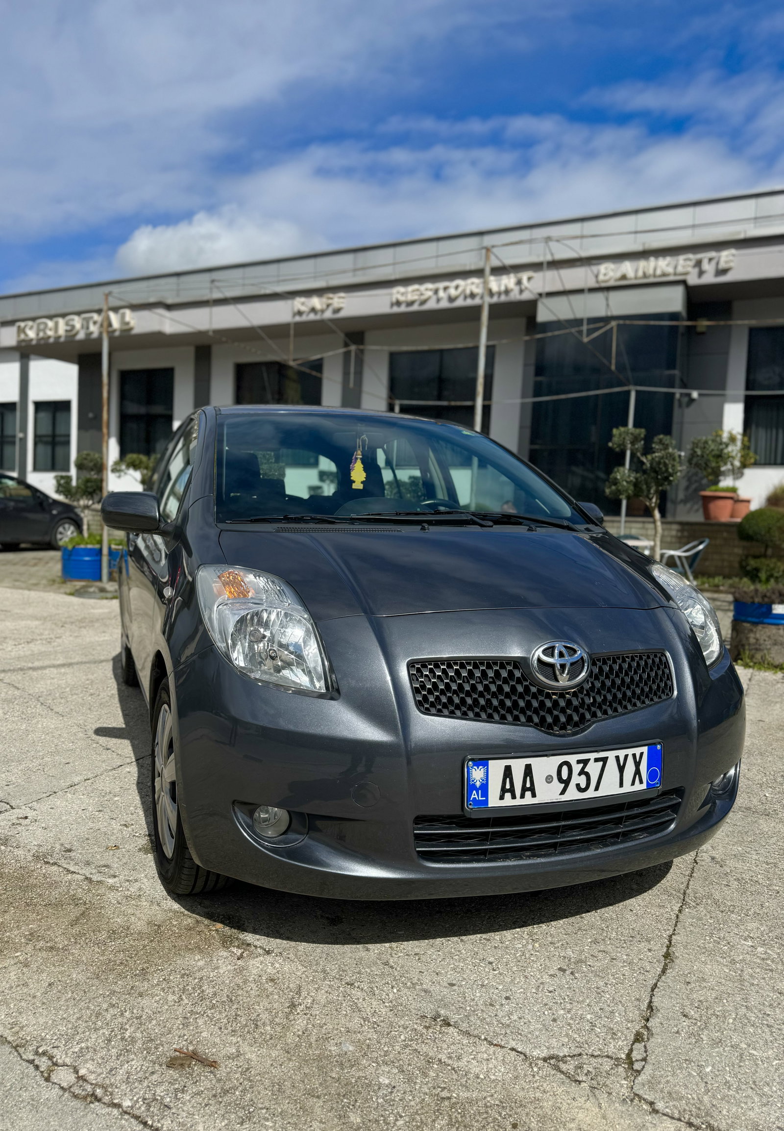 Toyota Yaris RentX Albania