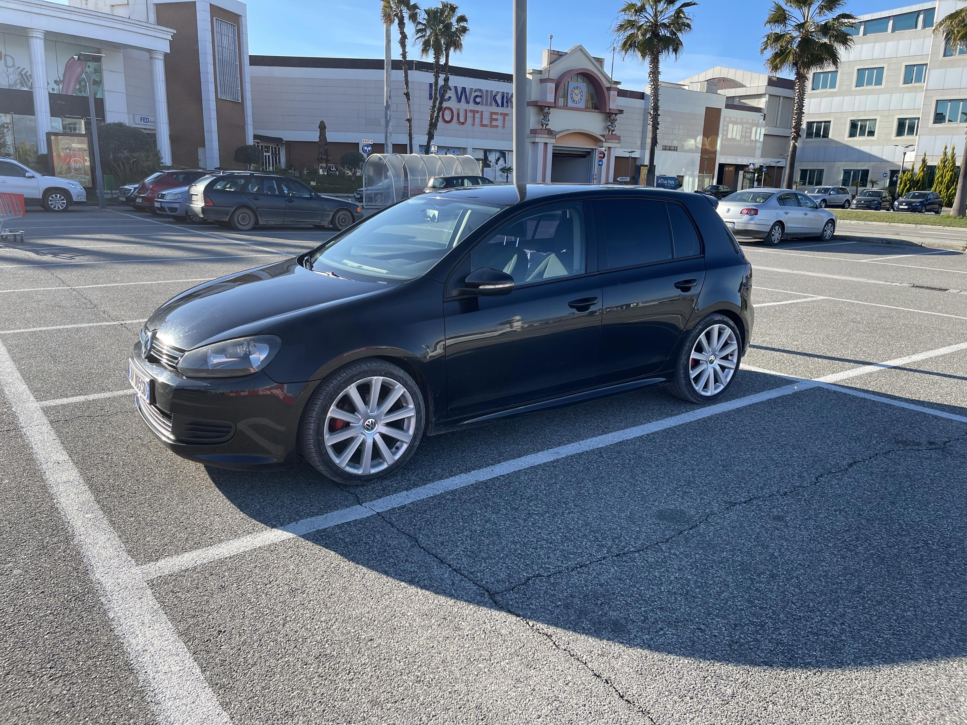 Volkswagen Golf R - photo 3